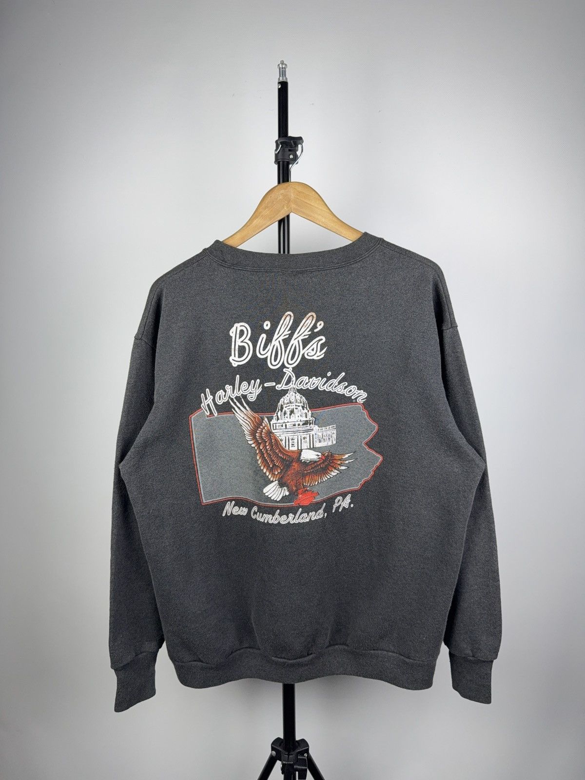 Harley Davidson × Vintage Vintage 1991 Harley Davidson 3D Emblem Biker Moto Crewneck Size US XL / EU 56 / 4 - 7 Thumbnail