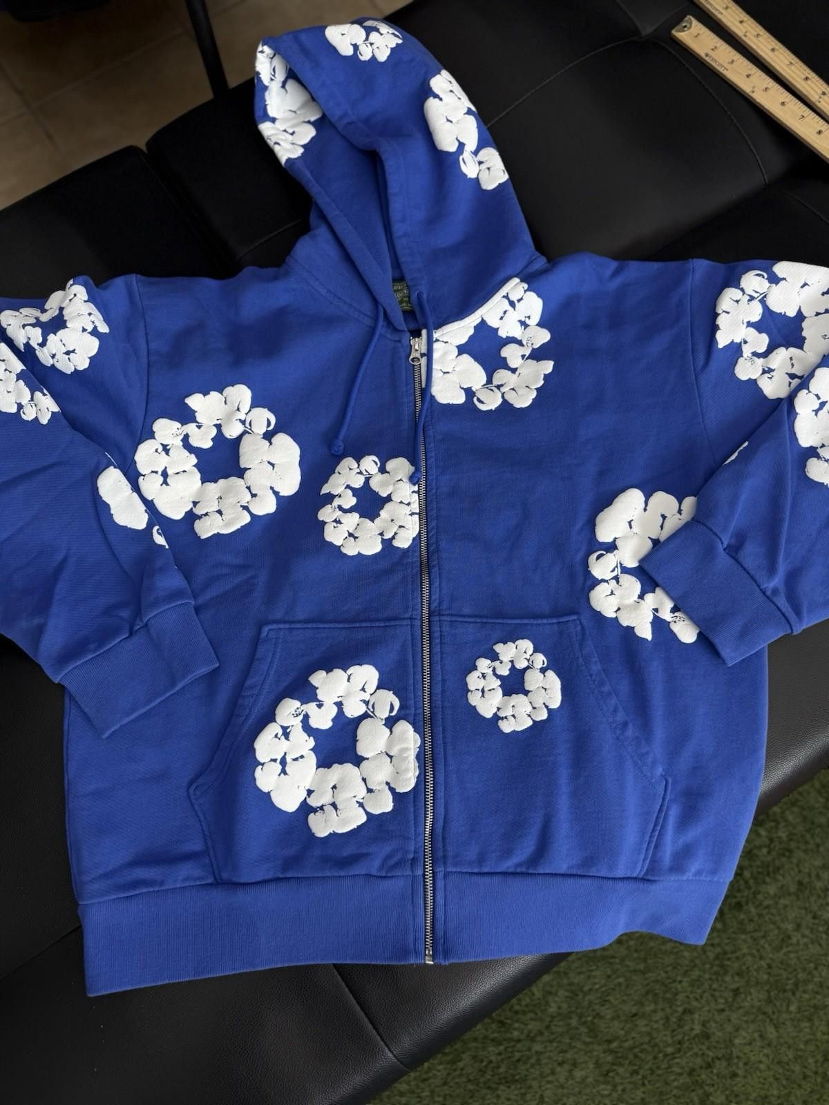 DENIM TEARS Size L - Denim Tears Cotton Wreath Blue Zip Up Hoodie Size US L / EU 52-54 / 3 - 1 Thumbnail