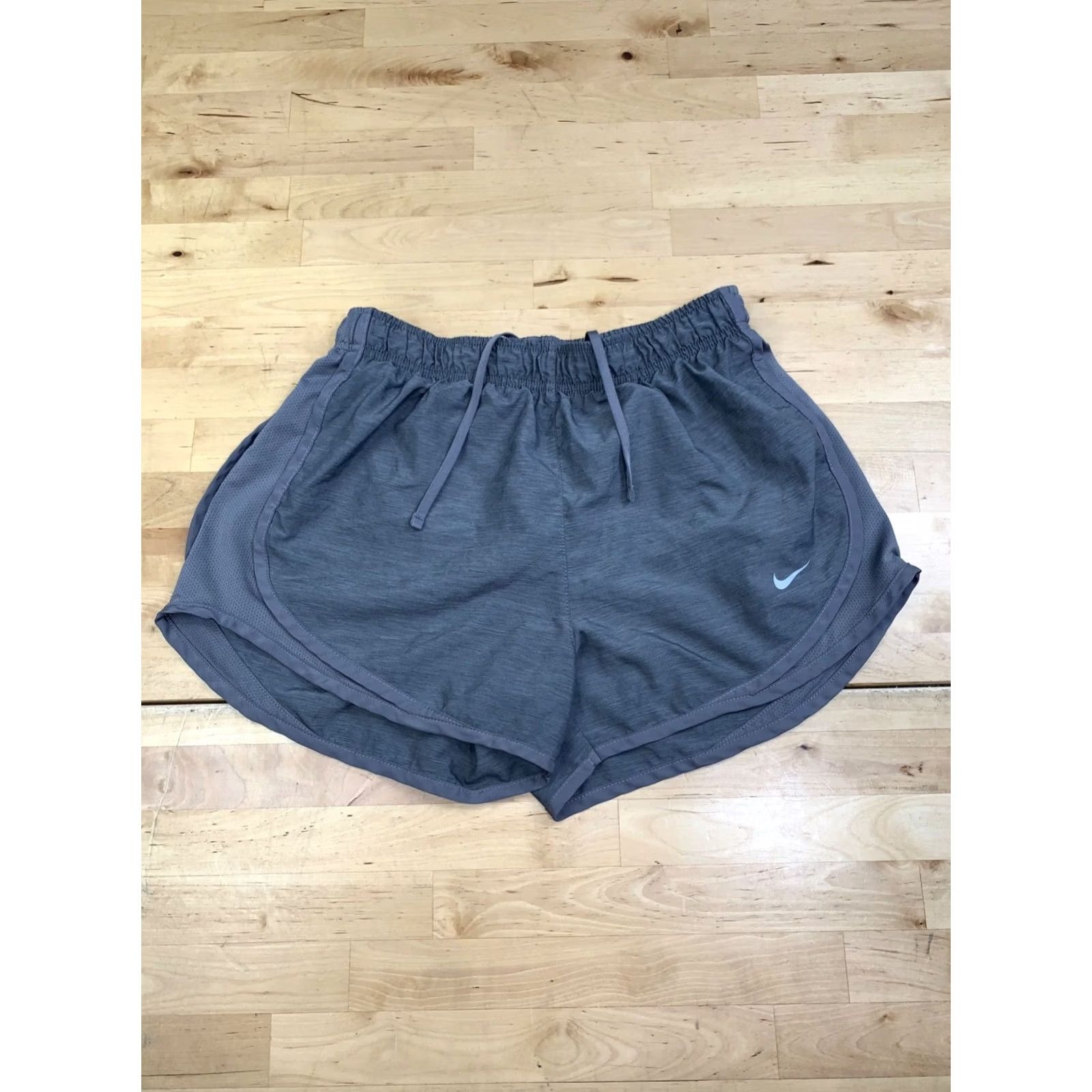 Nike Nike Running Shorts Women S/M Black Gray Activewear Gym Training 13222 Size 28" / US 6 / IT 42 - 3 Thumbnail