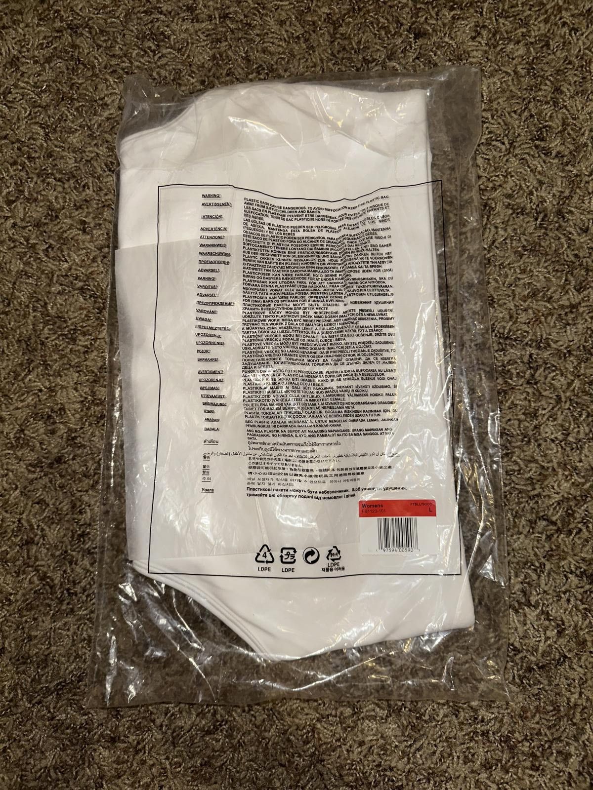 Nike Nike Pro Women’s Classic White Sports Bra Size ONE SIZE - 8 Thumbnail