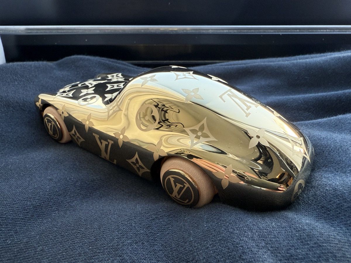 Louis Vuitton Louis Vuitton iconic paperweight - UNIQUE ITEM Size ONE SIZE - 4 Thumbnail