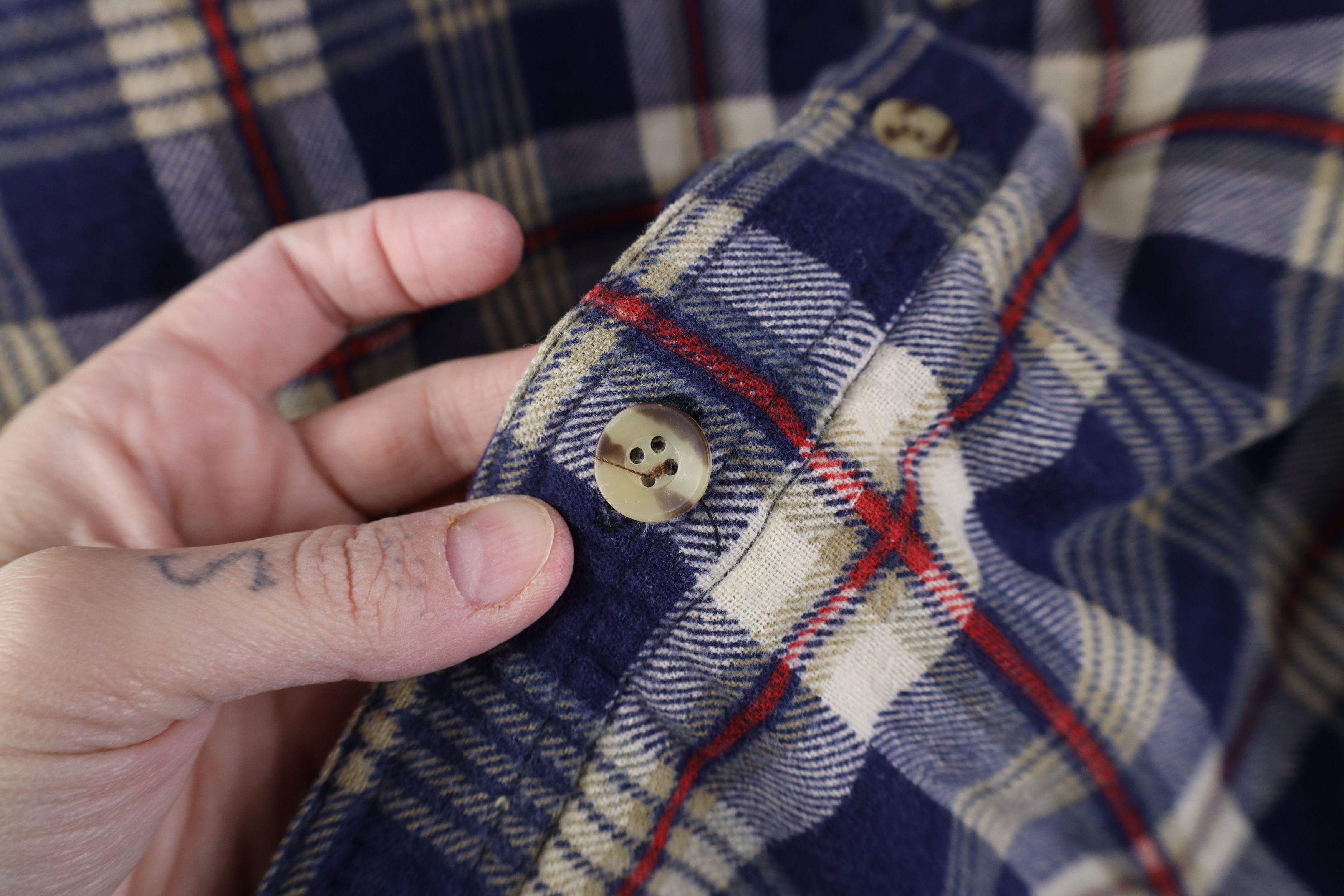 Vintage Vintage 90s Streetwear Quilted Flannel Button Shirt Jacket Size US XL / EU 56 / 4 - 9 Thumbnail