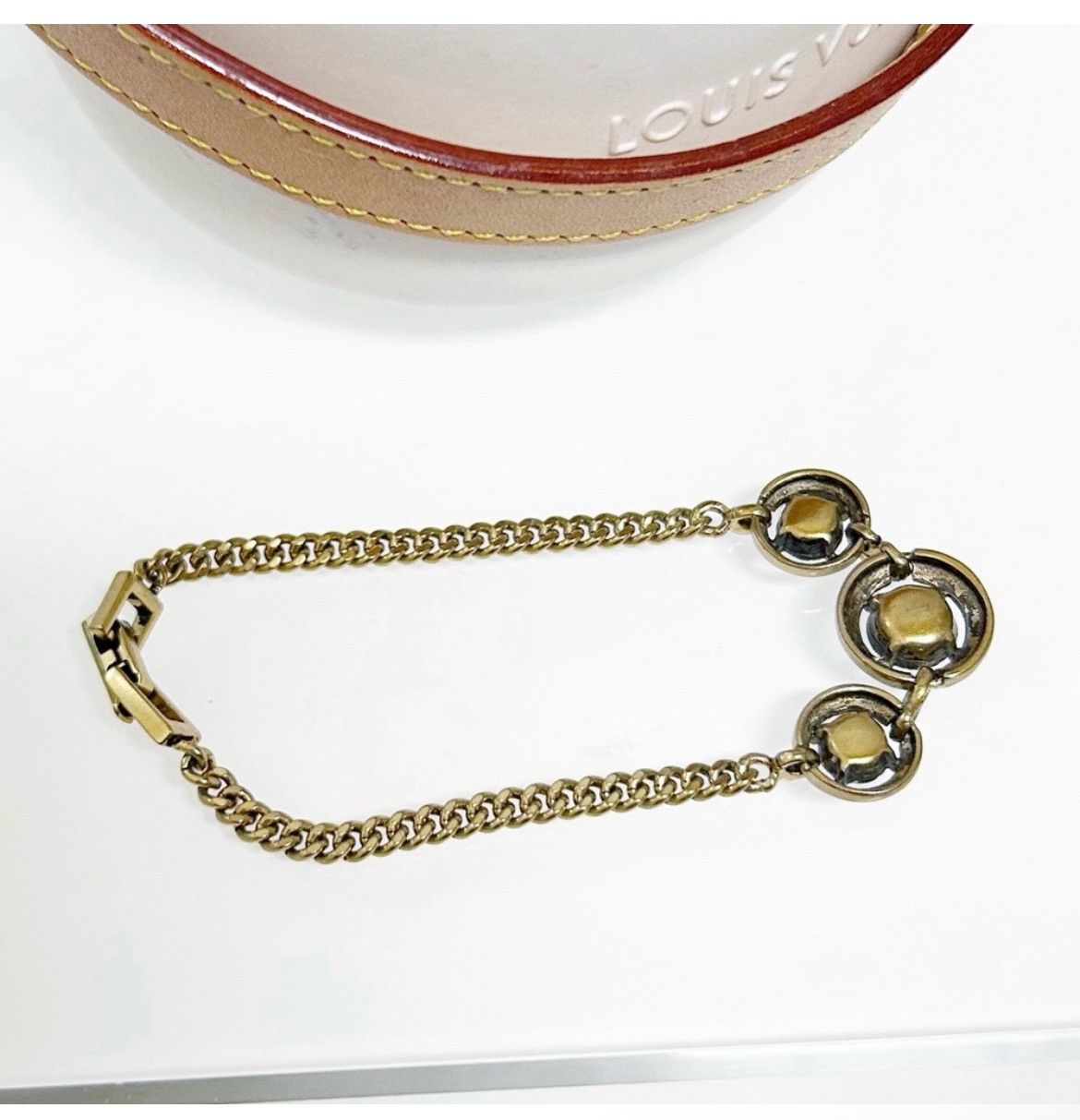 Givenchy Authentic Givenchy Gold and Blue Crystal Chain Bracelet Size ONE SIZE - 11 Thumbnail