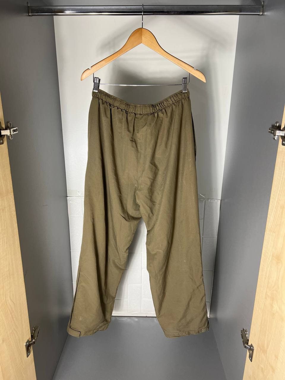 Nike VINTAGE NIKE RETRO NYLON SWEATPANTS DRILL SWOOSH Y2K 90s Size US 34 / EU 50 - 9 Thumbnail