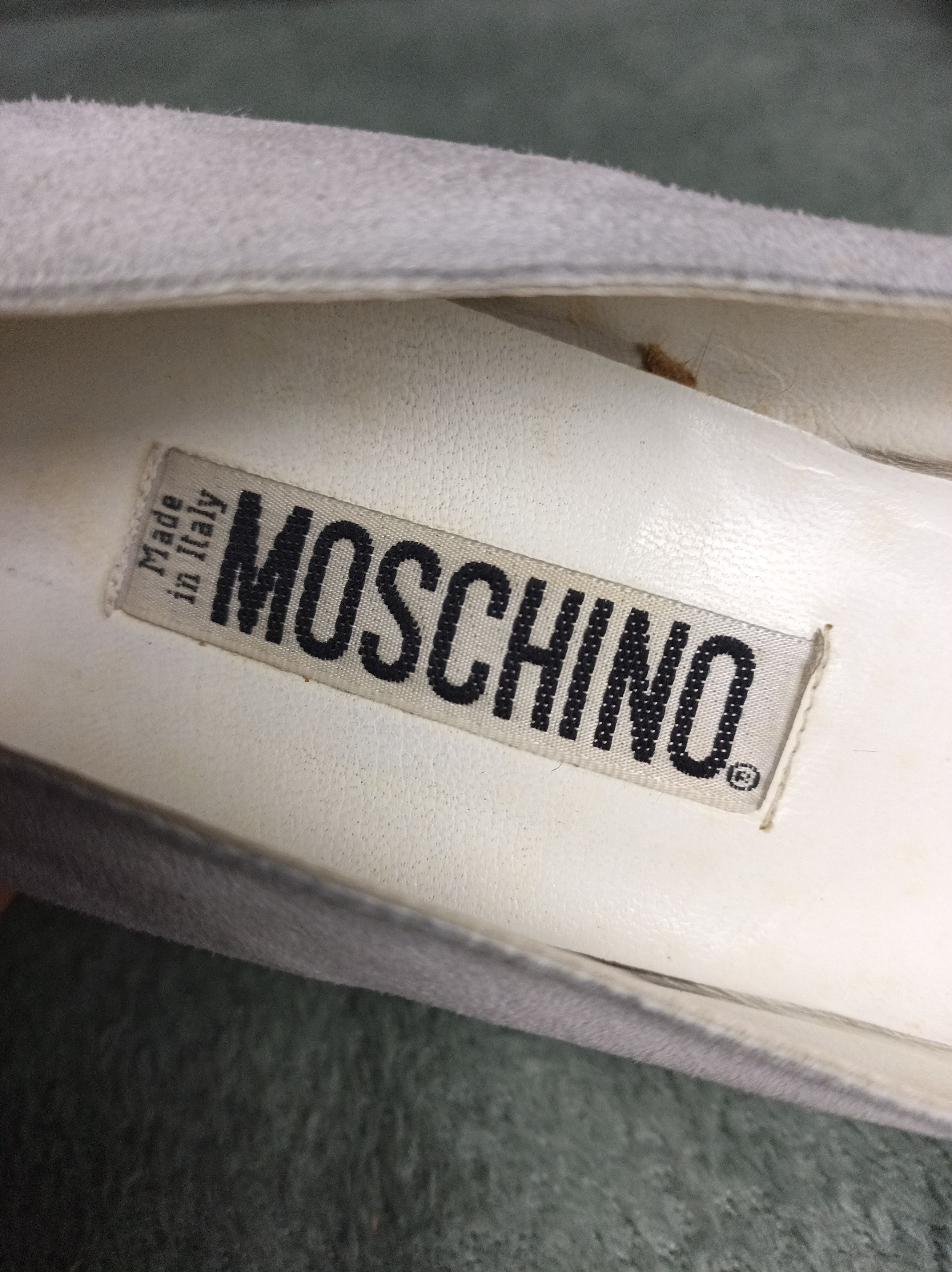 Moschino Moschino Suede Leather Grey Logo Heart Heel Pumps EU 39.5 Size US 9.5 / IT 39.5 - 6 Thumbnail