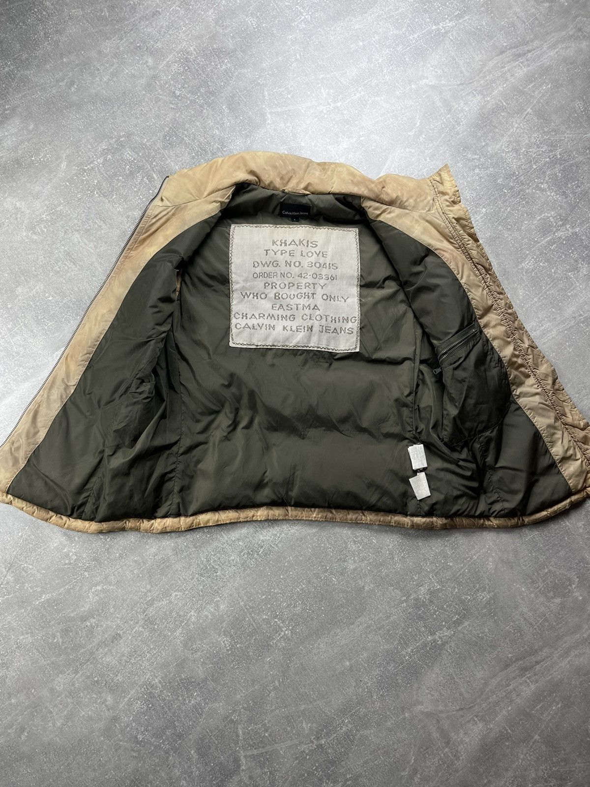 Calvin Klein Calvin Klein Jeans Vintage Quilted Puffer Vest Khaki Tan 00s Size US L / EU 52-54 / 3 - 11 Thumbnail