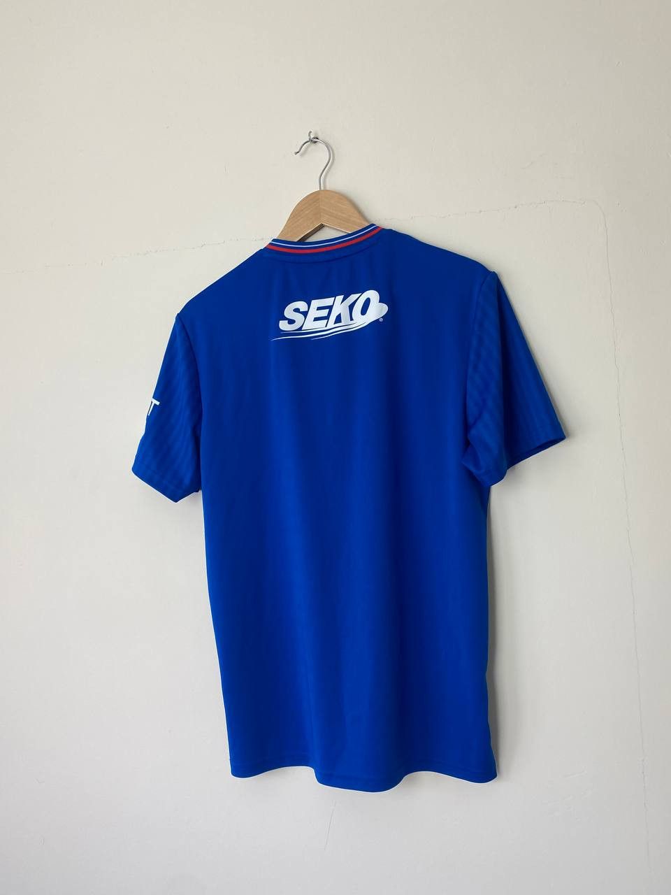 Castore Castore Rangers Glasgow 2022/2023 Blockcore Home Jersey Size US M / EU 48-50 / 2 - 5 Thumbnail