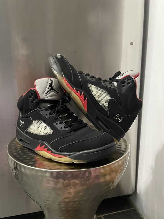supreme jordan 5 black