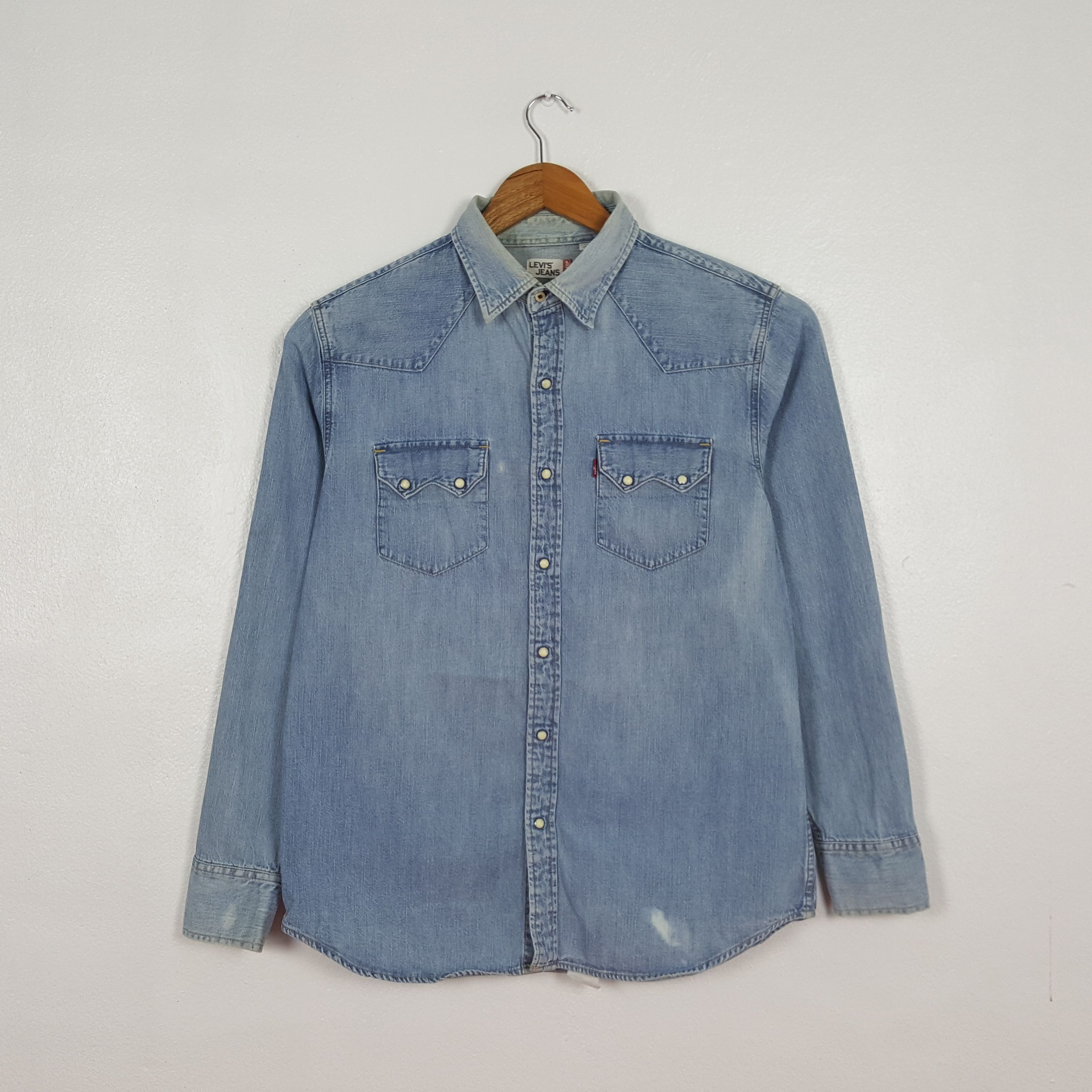 Levi's Vintage Levi's American Style Denim Jeans Shirt C319N25 Size US M / EU 48-50 / 2 - 1 Thumbnail