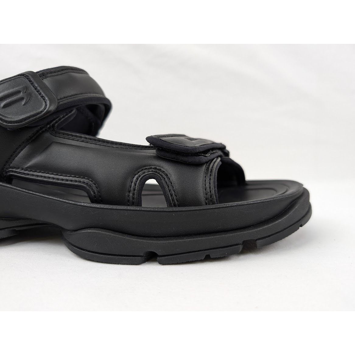 Balenciaga o1rshd1 Tourist Fake Leather Sandal in Black Size US 12 / EU 45 - 4 Thumbnail