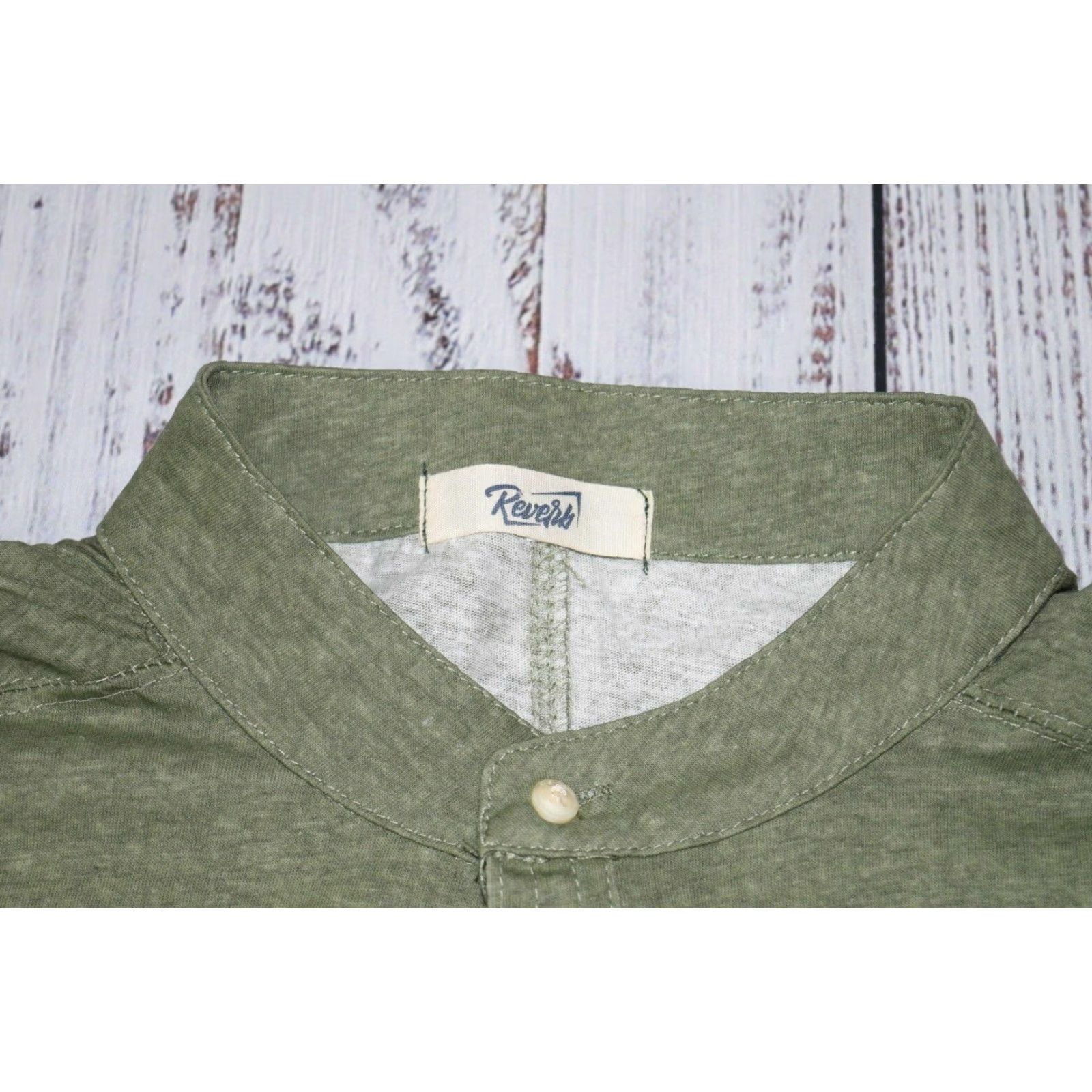 Vintage Reverb Shirt Moss Green Linen Blend Button-Down XL Adult Short Sleeve Button-Up Collar: Band Collar, Linen, Cotton Blend, Relaxed Fit Men’s XL Green Size US XL / EU 56 / 4 - 2 Thumbnail
