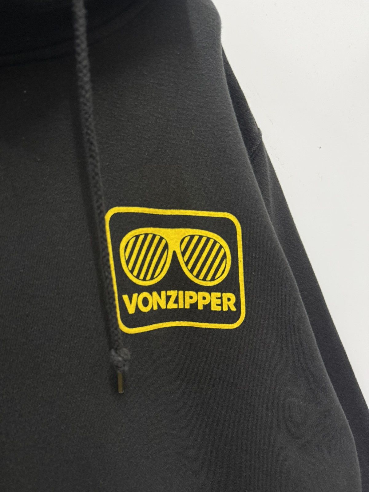 VonZipper Japan Streetwear VonZipper Back Hit Logo Hoodie - M Size US M / EU 48-50 / 2 - 5 Thumbnail