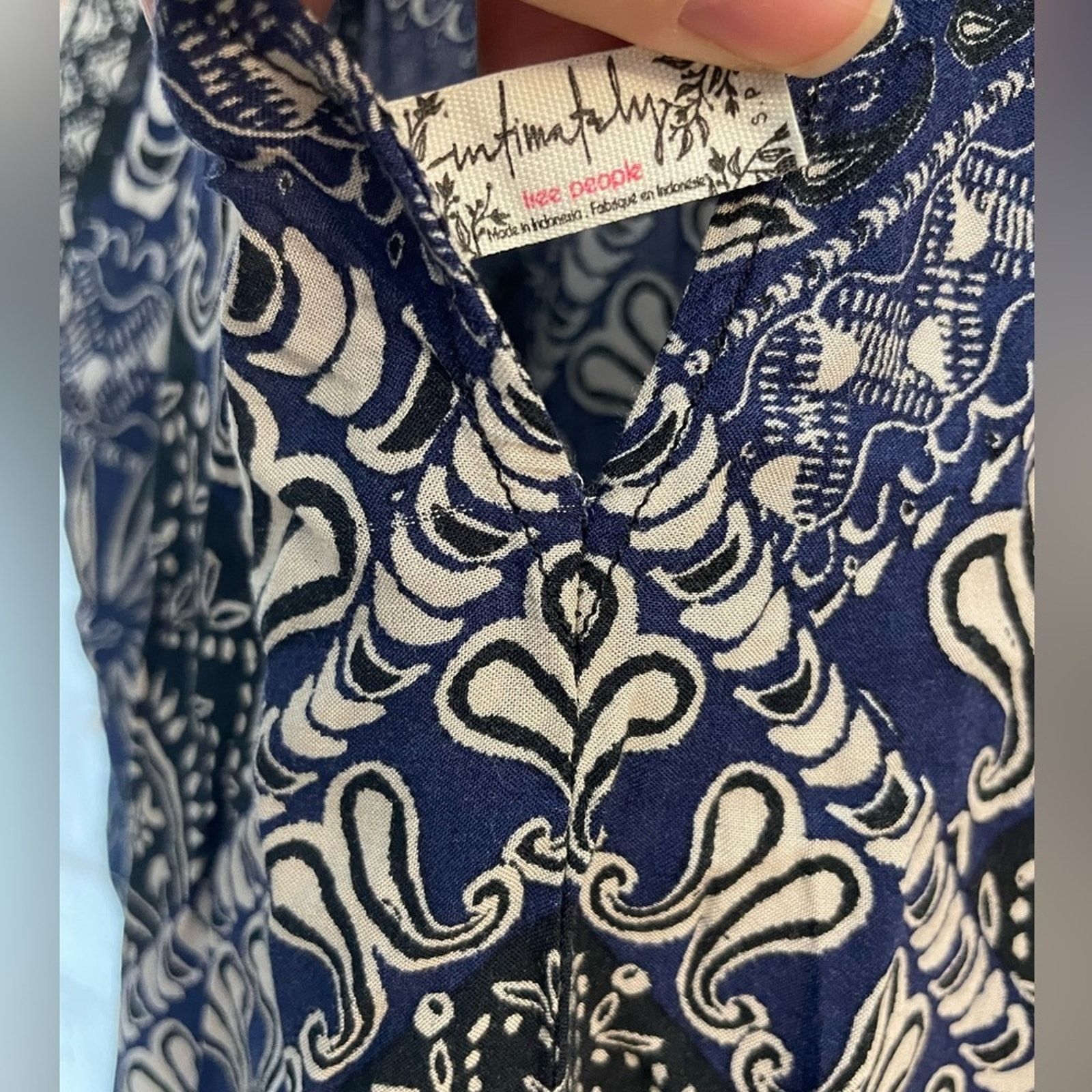 Free People Intimately by Free People Asymmetrical Blue Paisley Dress Size S / US 4 / IT 40 - 3 Thumbnail