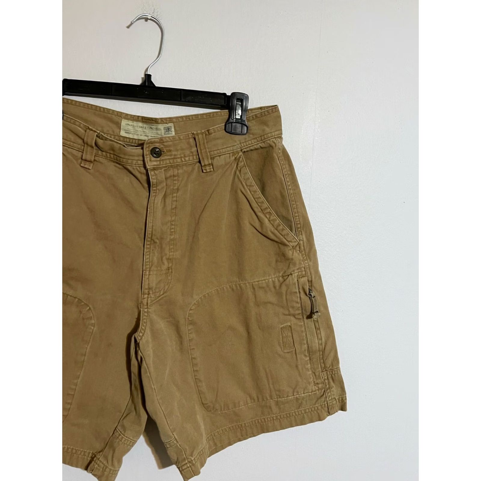 American Eagle Outfitters VINTAGE American Eagle AE Khaki Beige Zip Cargo Shorts Mens 32 Size US 32 / EU 48 - 2 Thumbnail