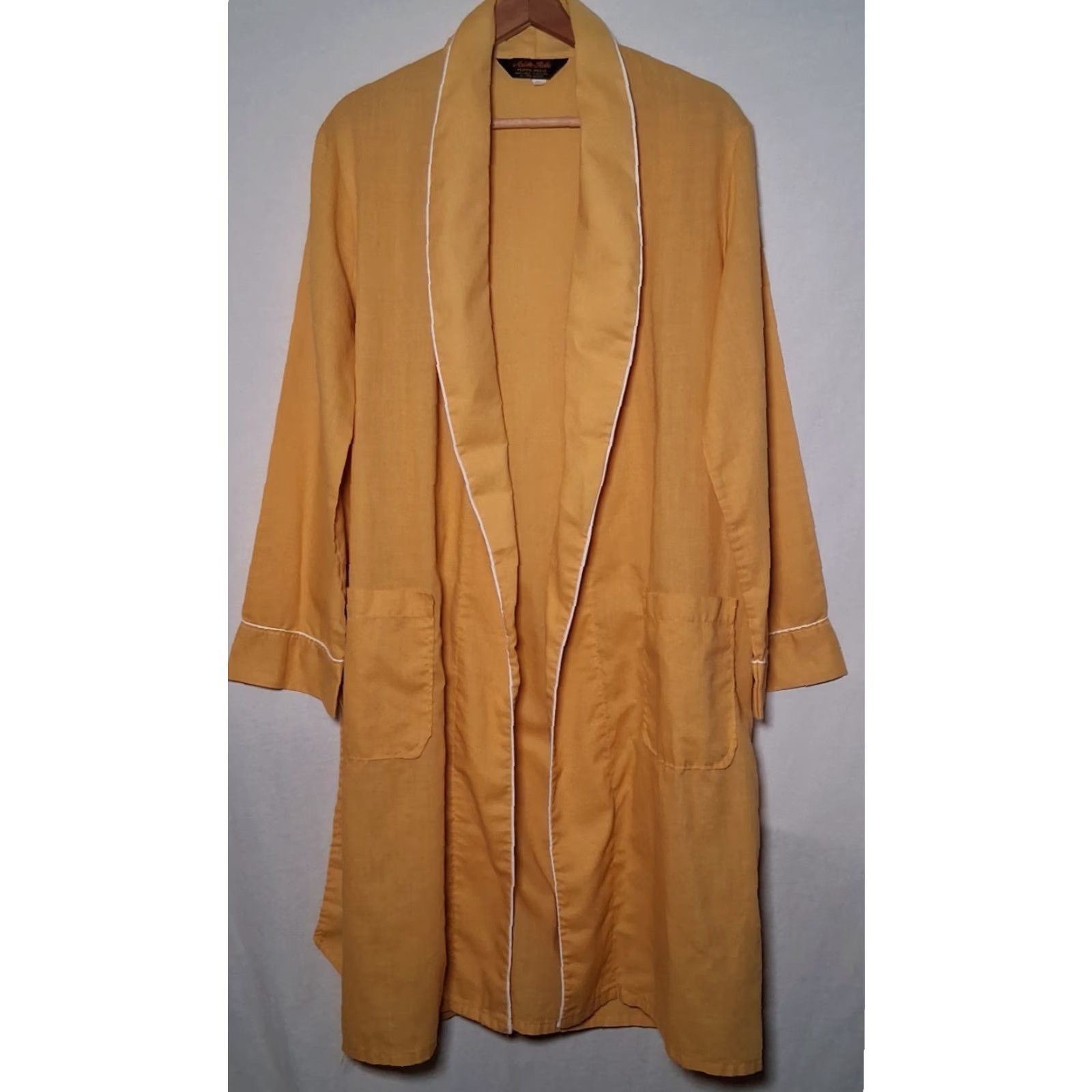 Vintage VINTAGE Aristo Robe Men M 1970s Mustard Yellow Perma Press Grandpa Robe Long Sleeve Polyester Cotton Blend 41" Size ONE SIZE - 4 Thumbnail