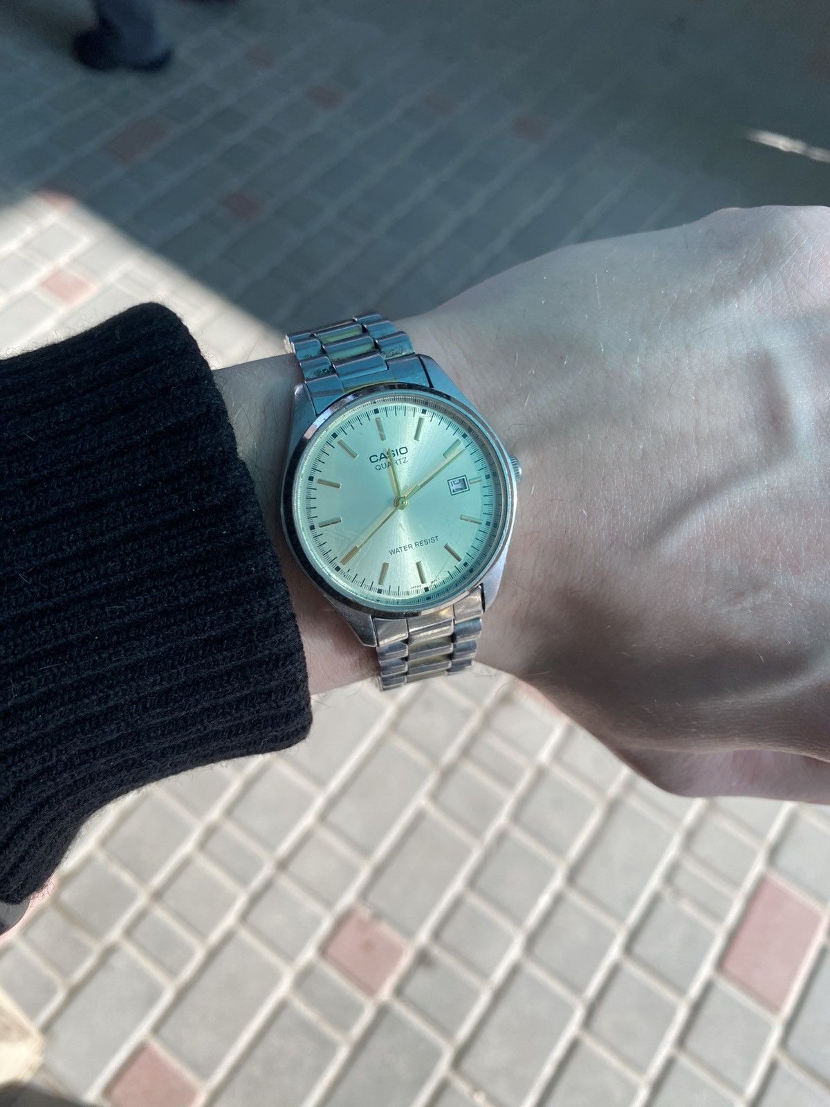 Japanese Brand Casio MTP-1175 Vintage Watch Silver Minimalist Retro Rare Size ONE SIZE - 1 Thumbnail