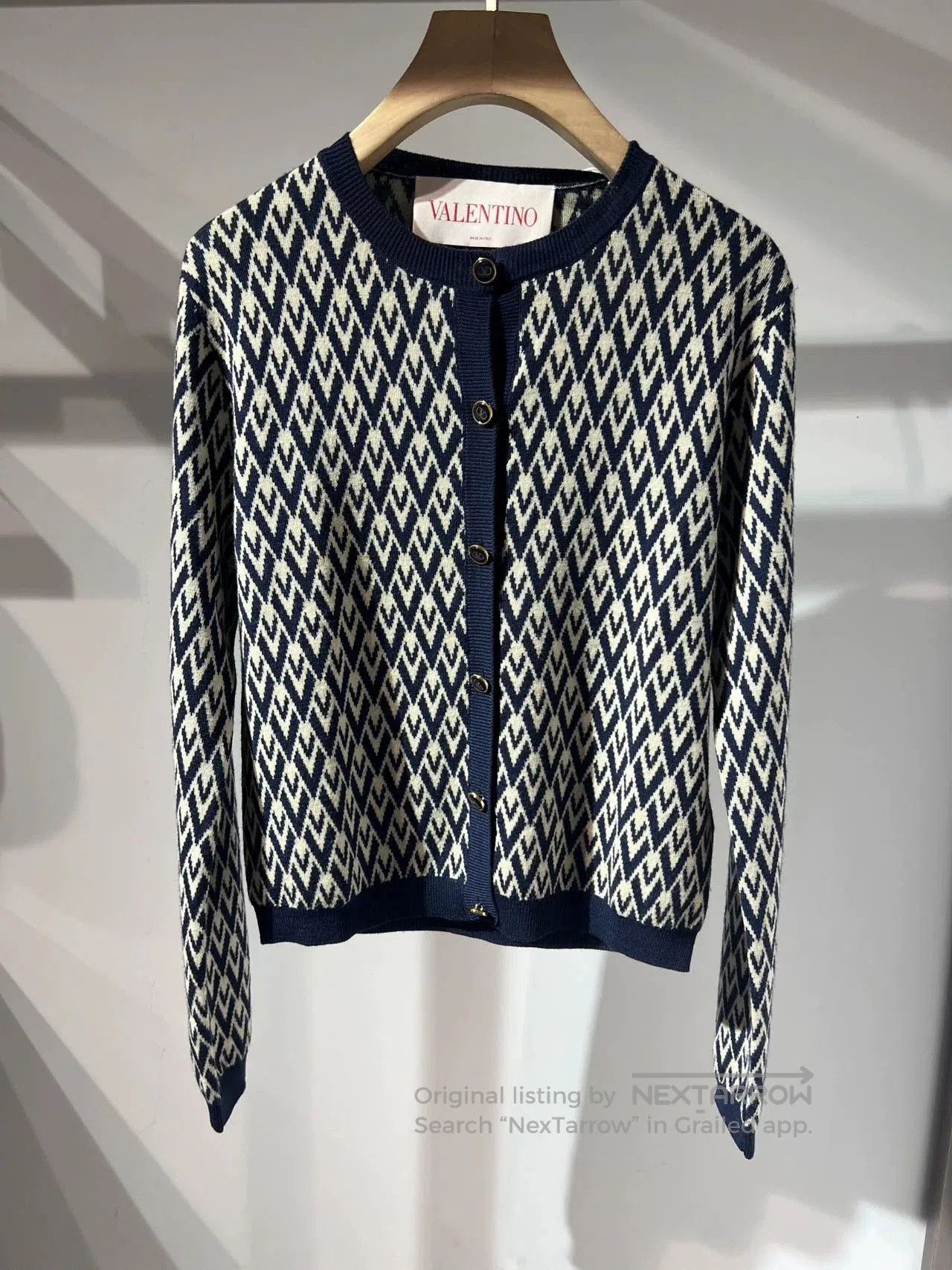 Valentino Valentino Women's Classic Knit Cardigan. Size M / US 6-8 / IT 42-44 - 4 Thumbnail
