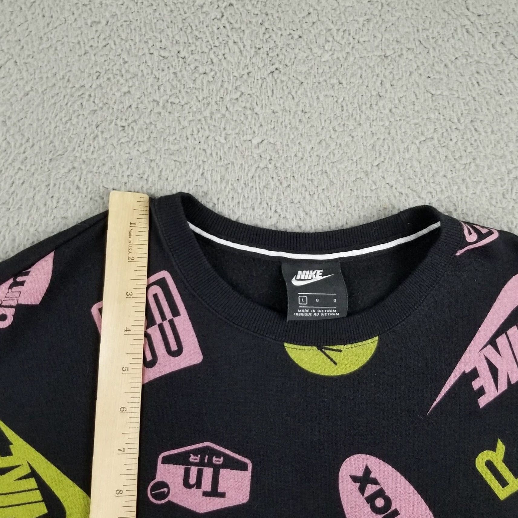 Nike Nike Air Max Crewneck Sweatshirt Women Large Black All Over Print 90s Casual Gym Size L / US 10 / IT 46 - 3 Thumbnail