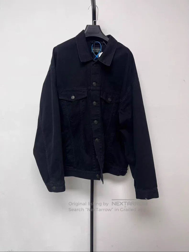 Balenciaga Balenciaga Letter Logo Printed Single-Breasted Long Sleeve Size US S / EU 44-46 / 1 - 2 Thumbnail