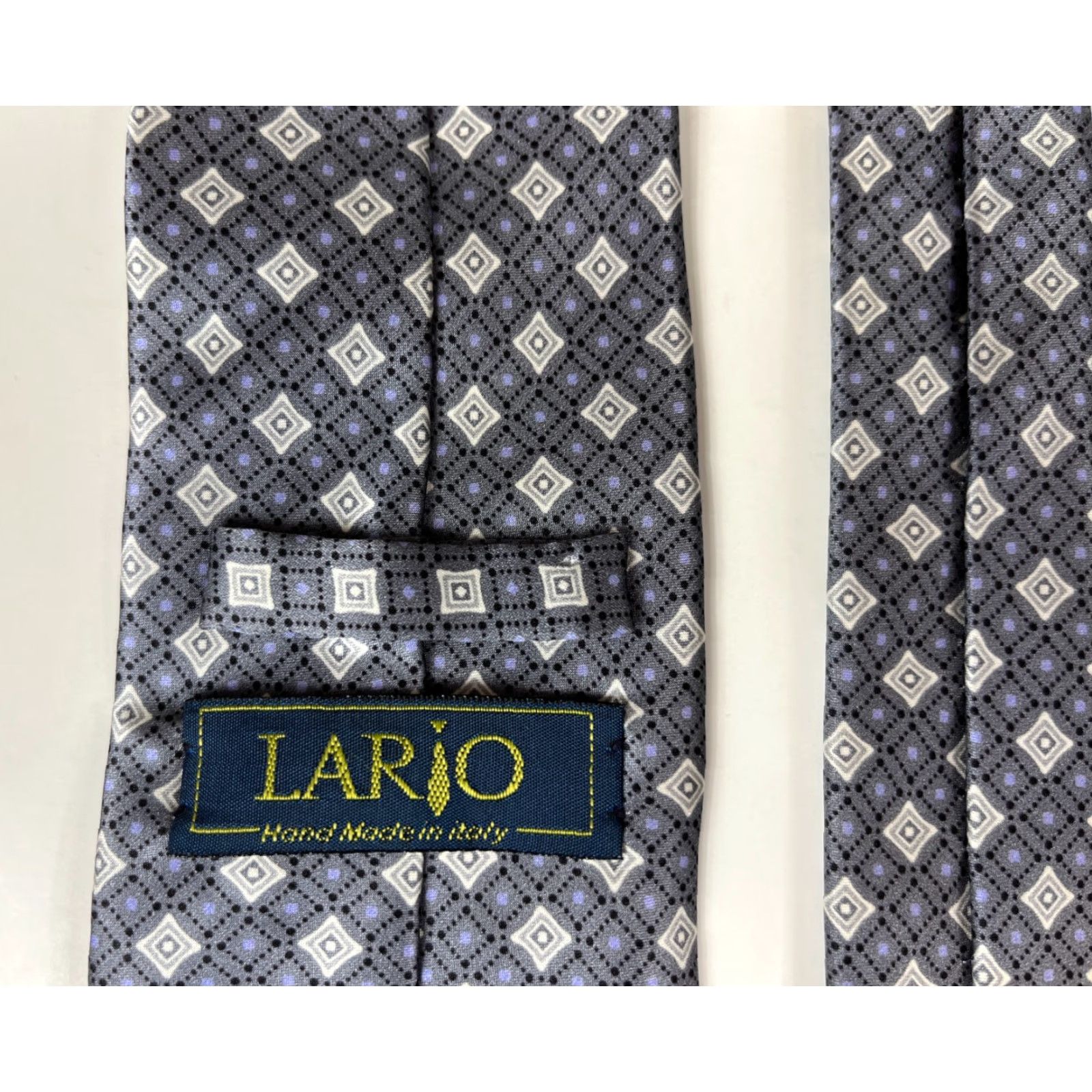 Vintage VINTAGE Men's Lario Luxury Silk Tie Geometric Hand Made in Italy Size ONE SIZE - 6 Thumbnail