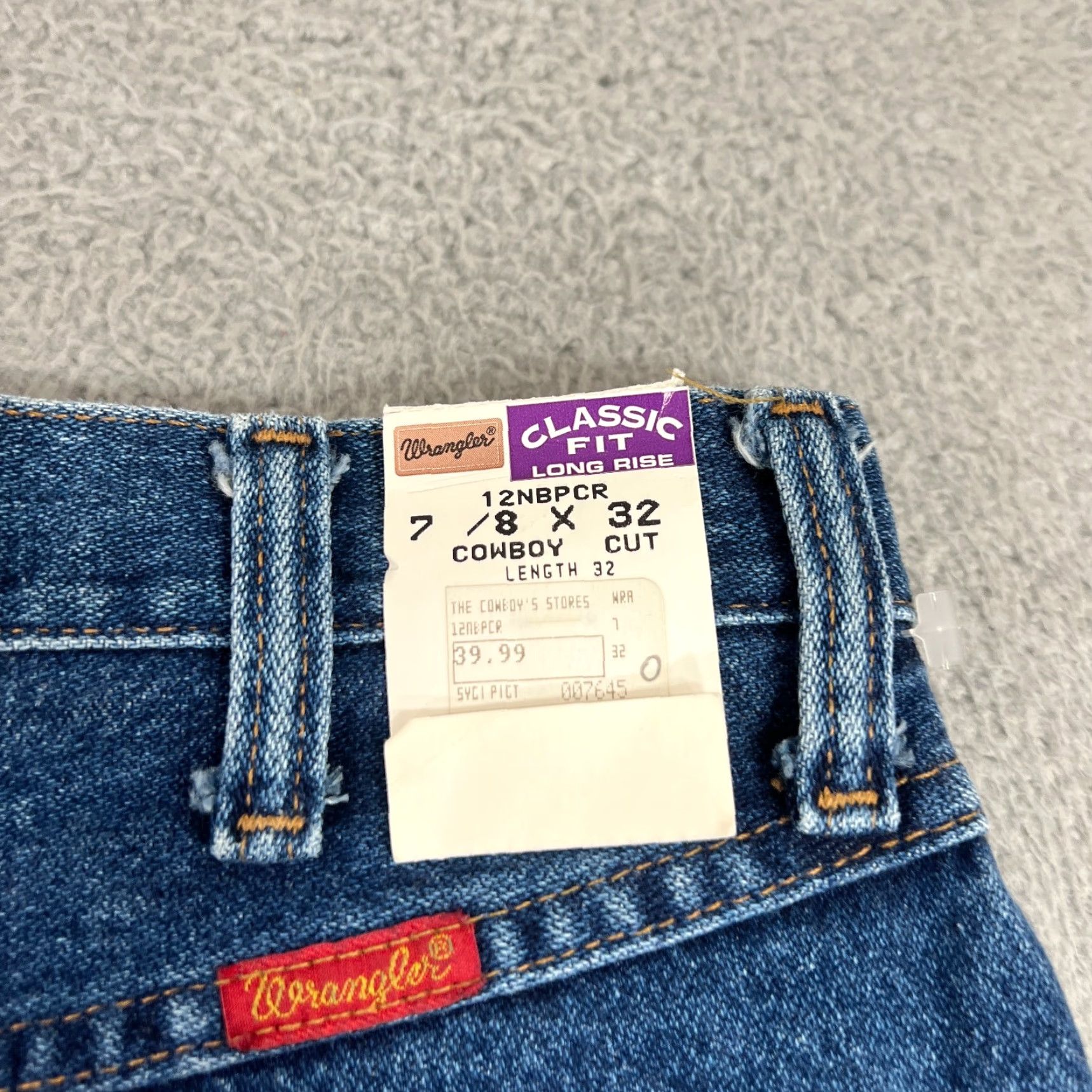 Wrangler VINTAGE Wrangler Jeans Womens 26x32 Regular Medium Blue Cotton Denim Western 80s 90s Riding Jeans, High Rise, Button Zip, Back Smooth, Tapered? Size 30" / US 8 / IT 44 - 4 Thumbnail