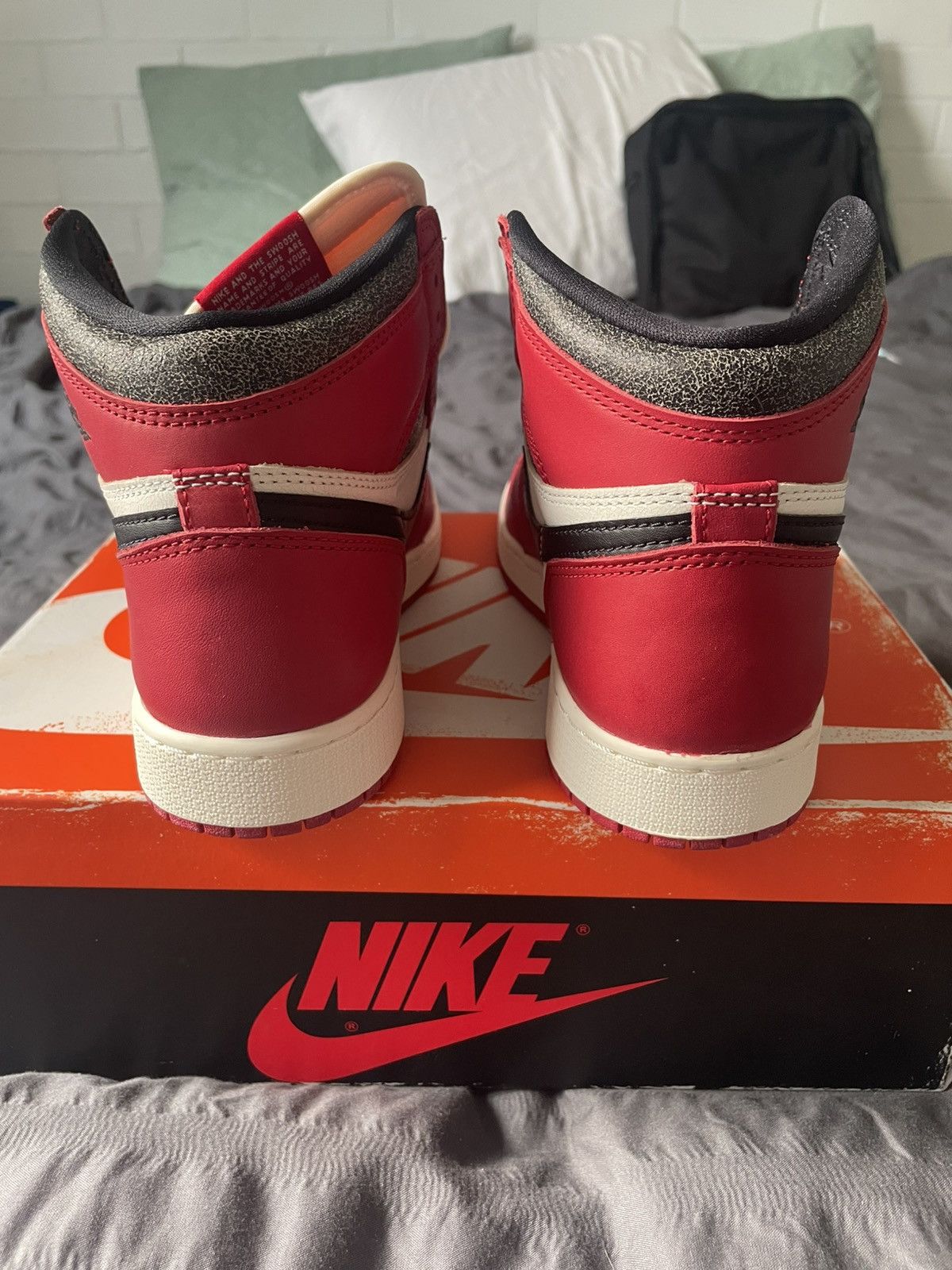Nike Jordan 1 lost and found US6y Size US 8 / IT 38 - 3 Thumbnail