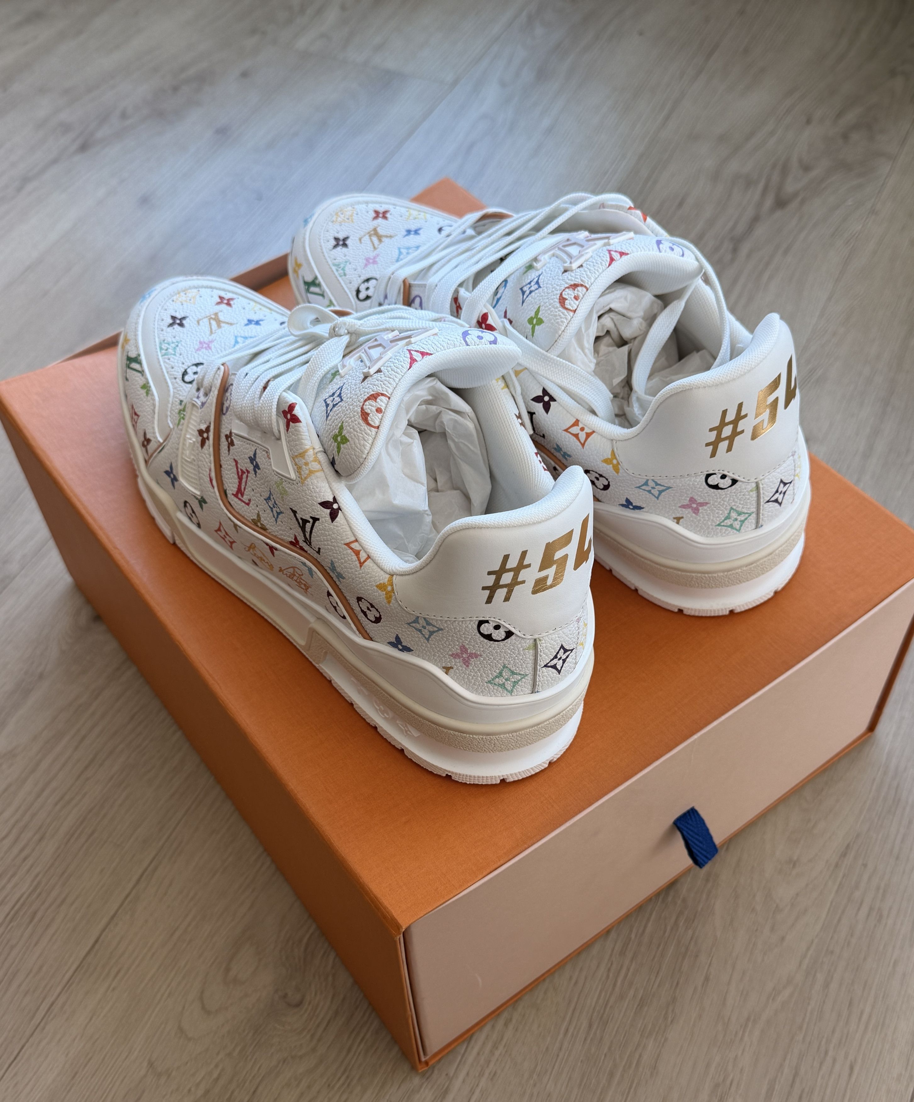Louis Vuitton × Takashi Murakami Louis Vuitton Takashi Murakami White Monogram Trainer LV10 Size US 9 / EU 42 - 4 Thumbnail