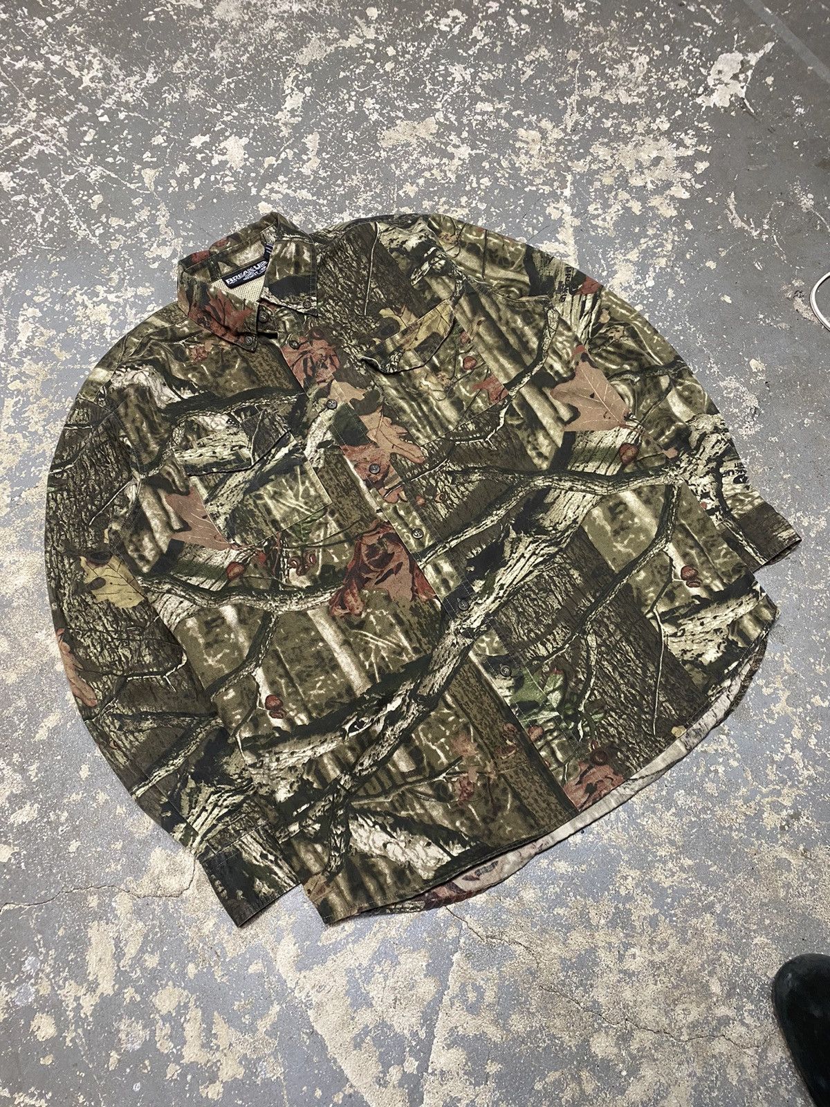 Carhartt × Realtree × Vintage Vintage Break Up Infinity Camo RealTree Botton Up Work Size US M / EU 48-50 / 2 - 10 Thumbnail