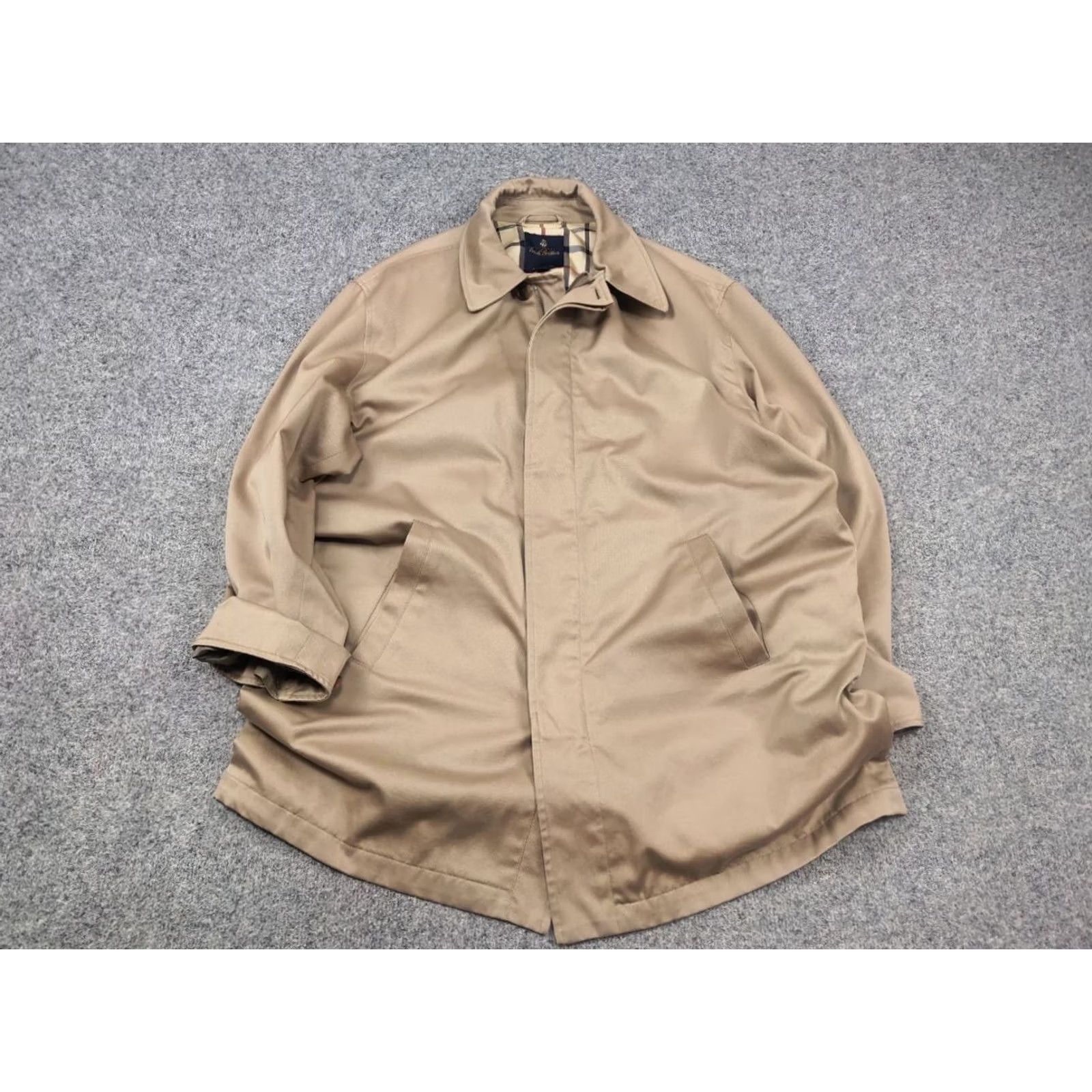 Brooks Brothers Brooks Brothers beige Men's Trench Coat Single Breasted Vintage Size US L / EU 52-54 / 3 - 2 Thumbnail