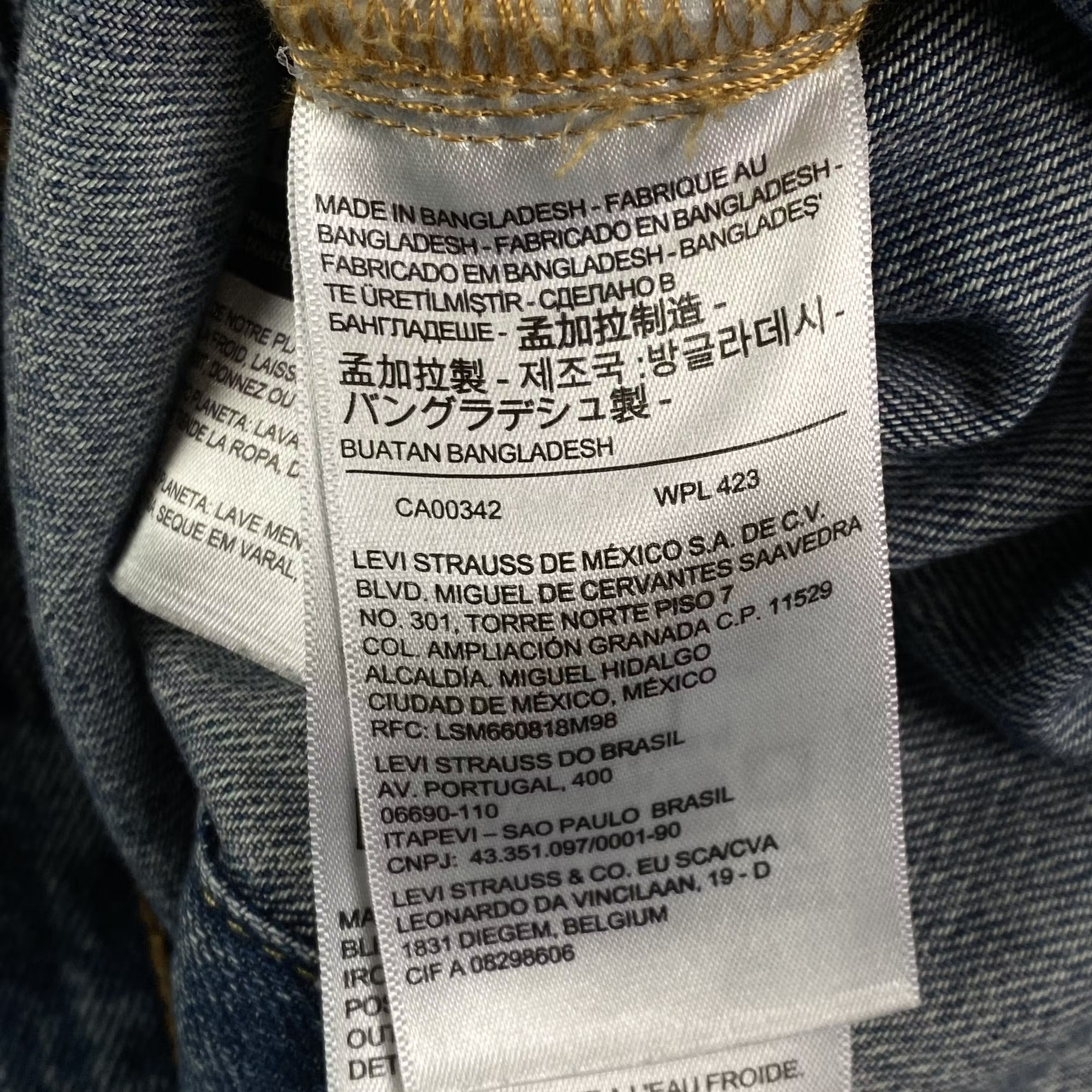 Levi's × Levi's Vintage Clothing × Vintage Mens Denim Bomber Jacket Levis Size S Size US S / EU 44-46 / 1 - 6 Thumbnail