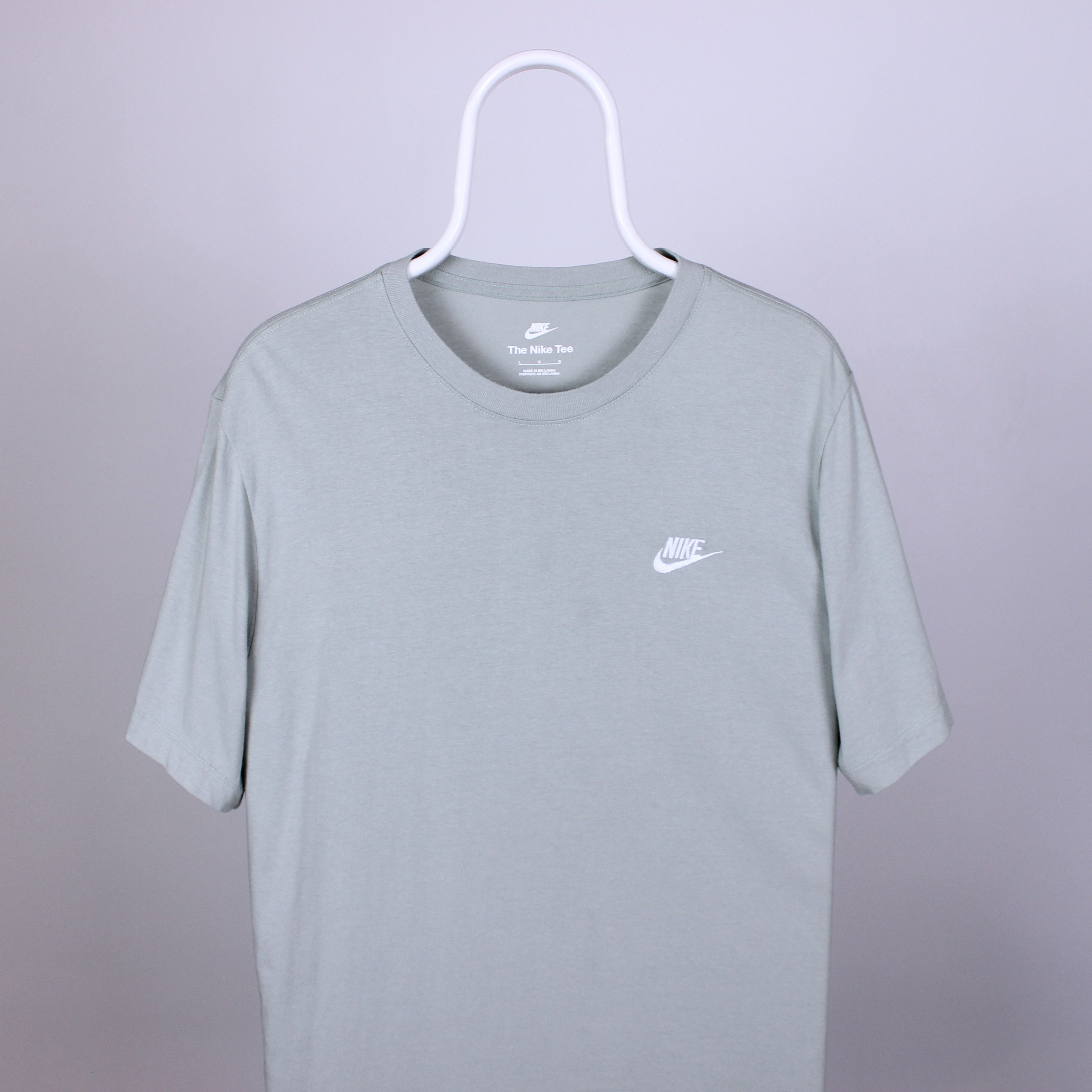Nike Nike t shirt tee classic logo M L Size US L / EU 52-54 / 3 - 1 Thumbnail