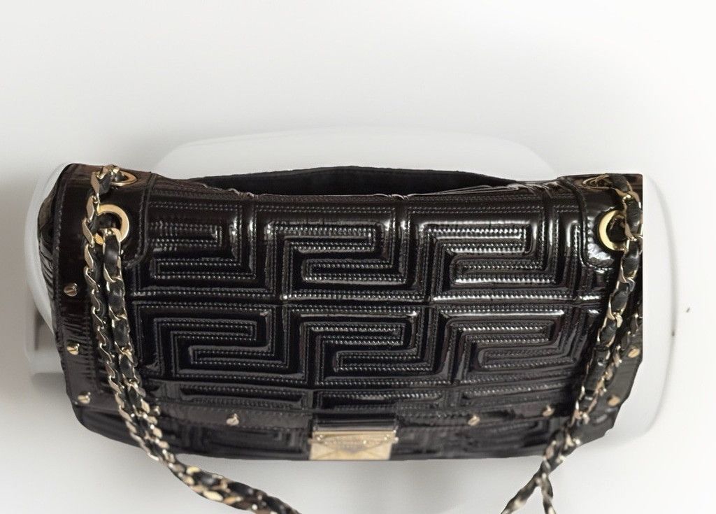 Versace Gianni Versace Couture Quilted Patent Leather Shoulder Bag Size ONE SIZE - 9 Thumbnail