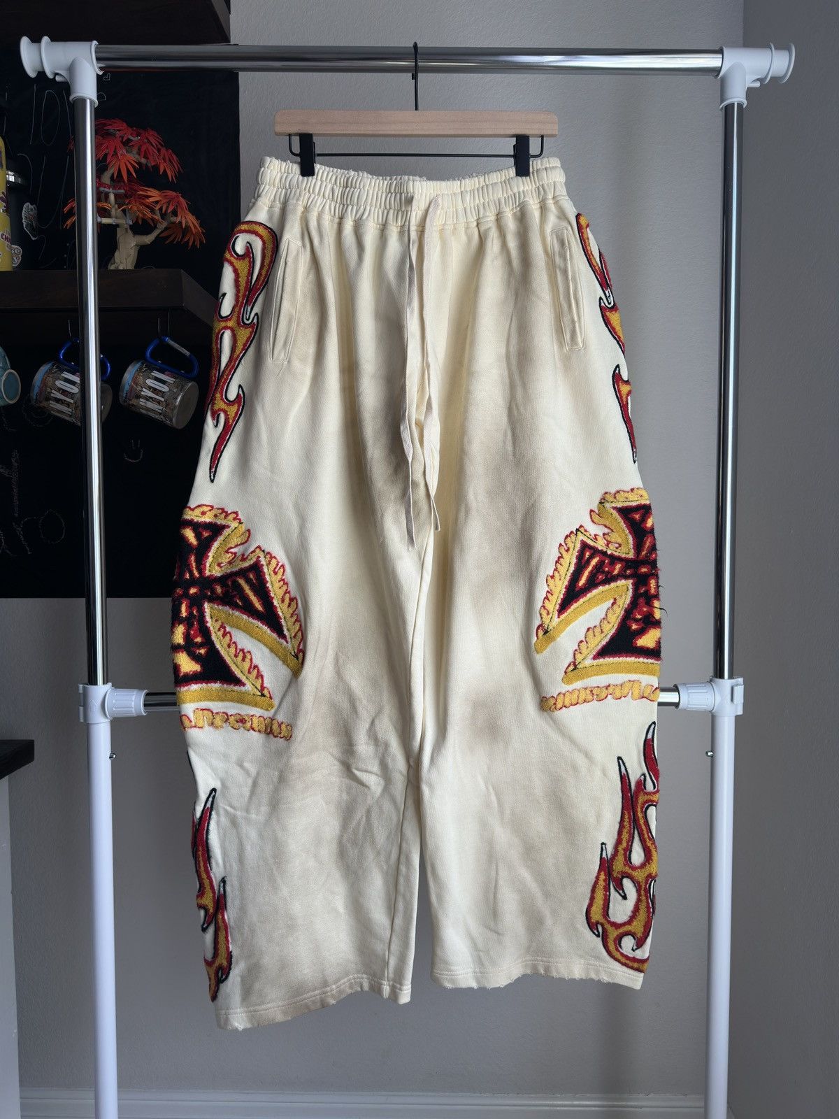Vale La Flare Flame Sweatpants Beige Size US 32 / EU 48 - 1 Thumbnail