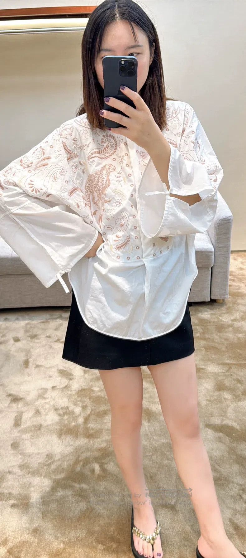 Hermes Hermes White Embroidered Beach Shirt, Size 34, Delicate Em Size XXS / US 00 / IT 34 - 3 Thumbnail