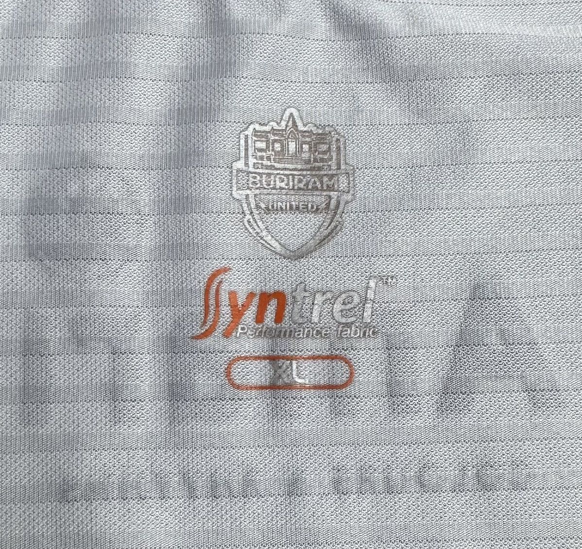 Other Buriram United 2015 2016 Home Shirt Jersey Syntrel Size US XL / EU 56 / 4 - 17 Thumbnail