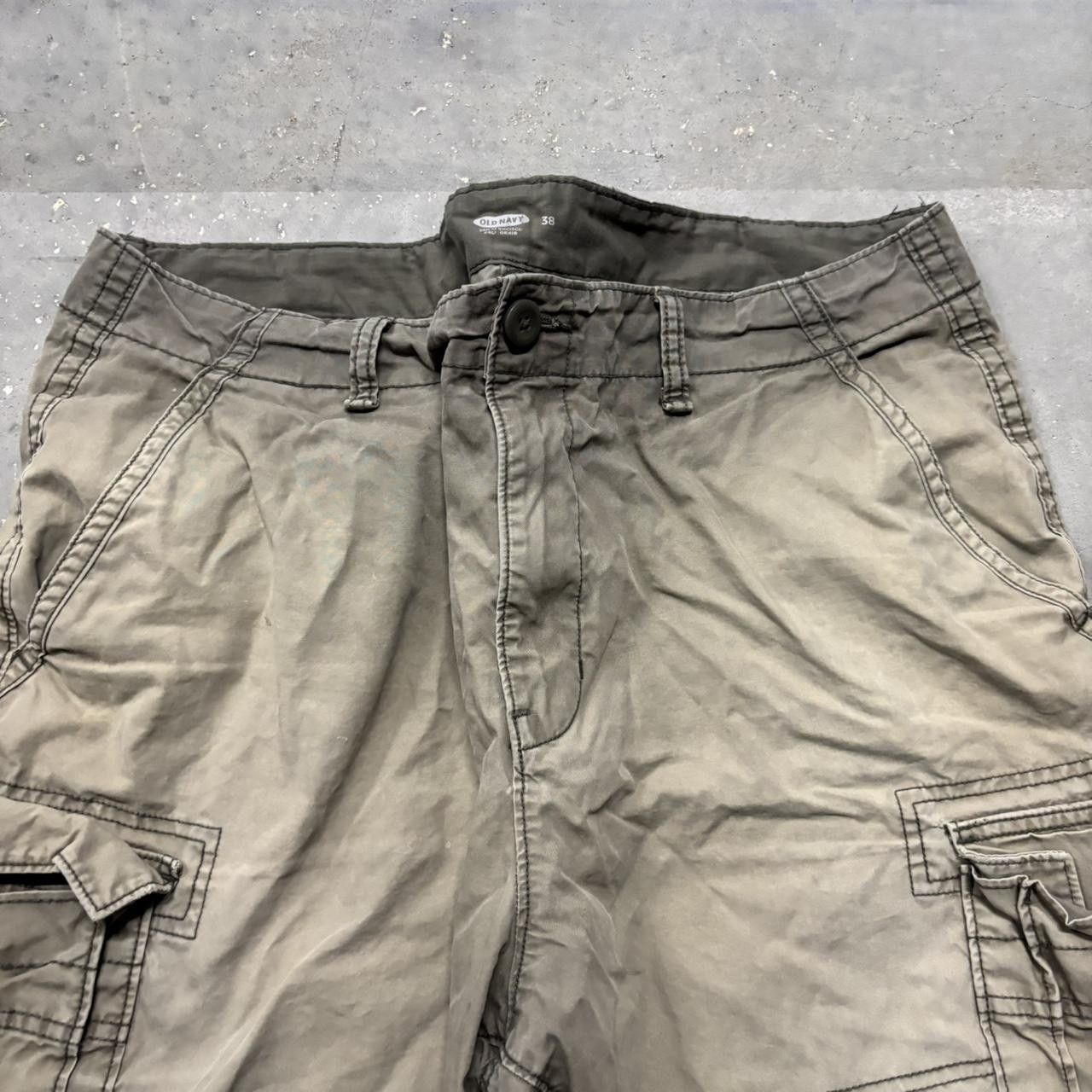 Japanese Brand × Vintage Crazy Vintage Y2K/2000s Baggy Faded Khaki Grey Skater Style Cargo Shorts! Size US 38 / EU 54 - 2 Thumbnail