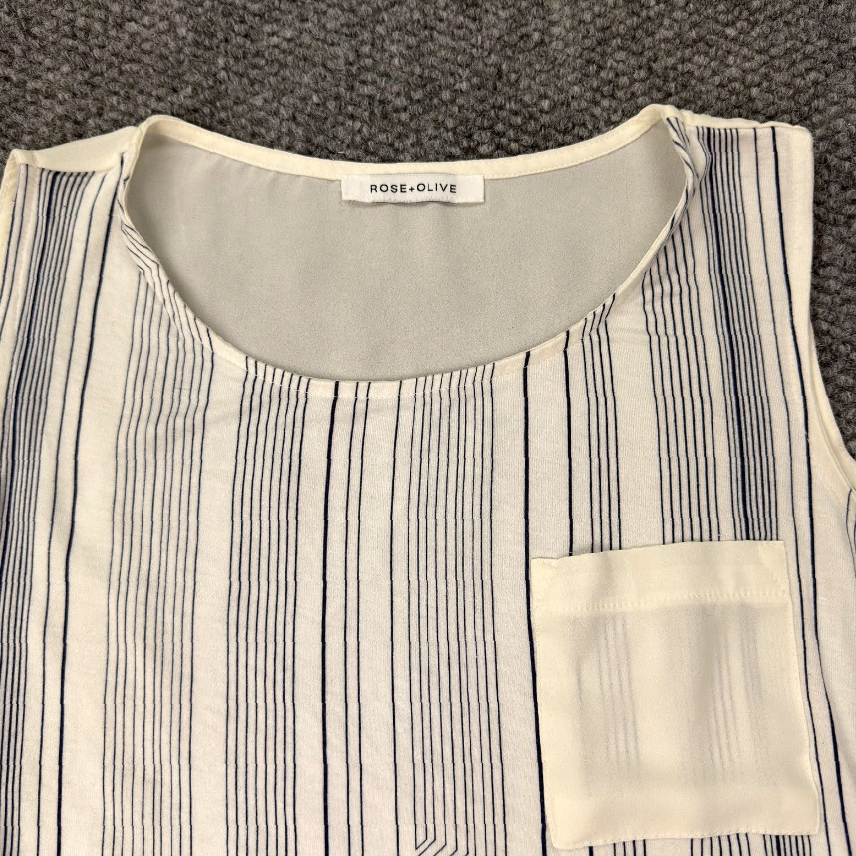 Vintage Rose + Olive Tank Top Womens Medium White Blue Stripe High Low Hem Pocket Tunic Sleeveless Scoop Neck Size M / US 6-8 / IT 42-44 - 3 Thumbnail