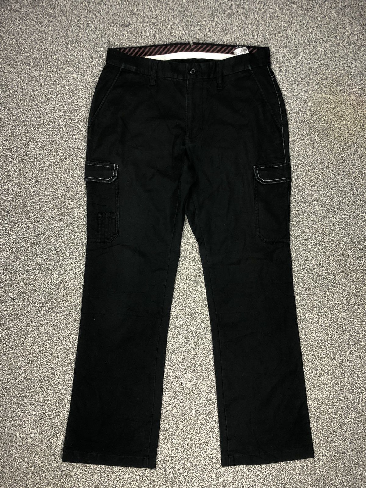 Carhartt × Vintage Japanese Brands Black Baggy Adidas Cargopants Size US 32 / EU 48 - 1 Thumbnail