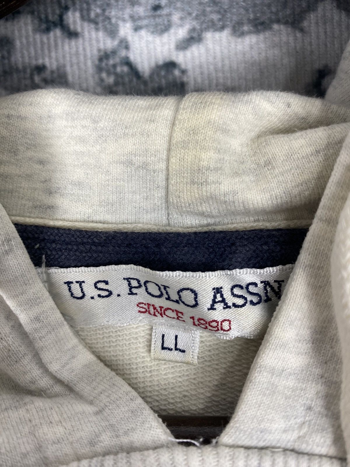 U.S. Polo Assn. Vintage U.S. Polo Assn Pullover Hoodies Size US L / EU 52-54 / 3 - 7 Thumbnail