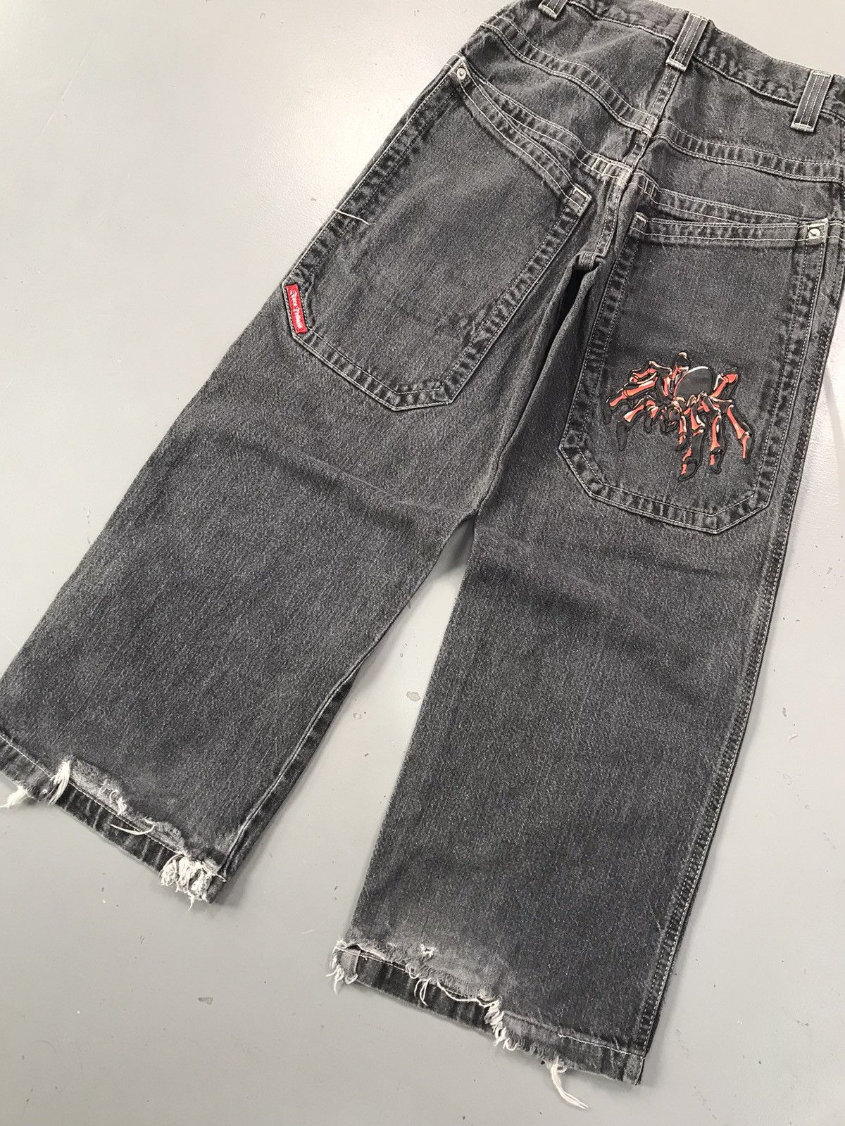 JNCO × Southpole × Vintage Vintage Jnco spider 🕷️ print denim Size 25" / US 0 / IT 36 - 2 Thumbnail