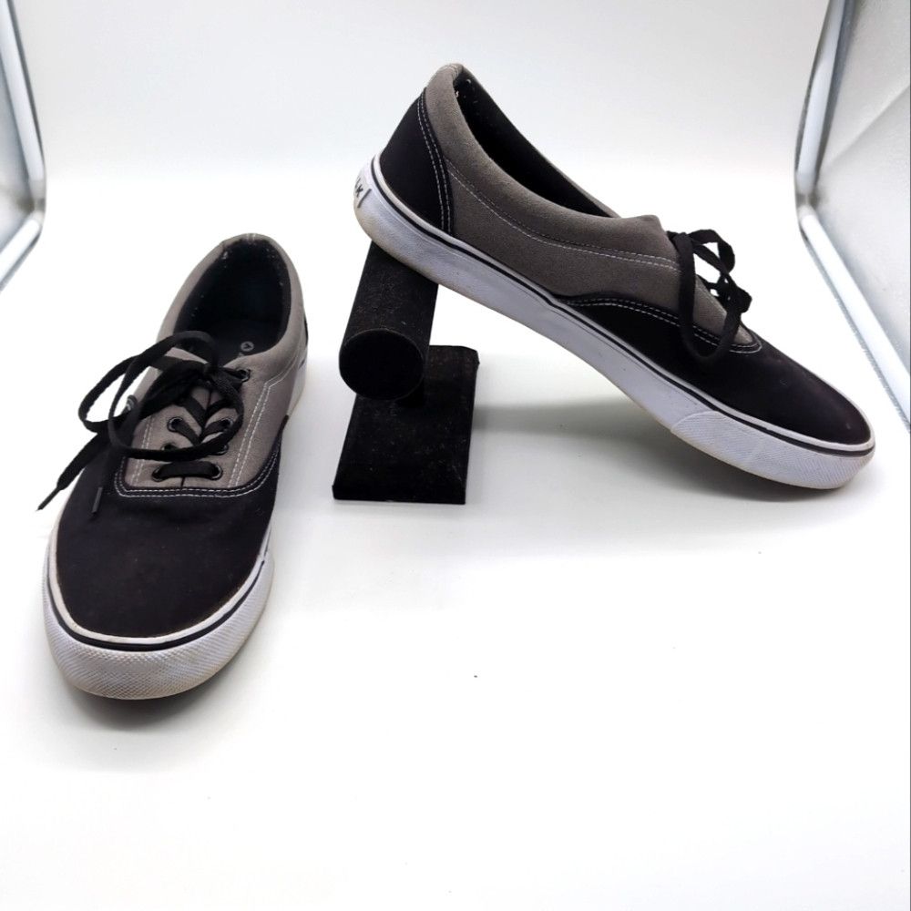 Airwalk Airwalk Rio two tone grey black non marking skateboard Shoe Size US 12 / EU 45 - 1 Thumbnail