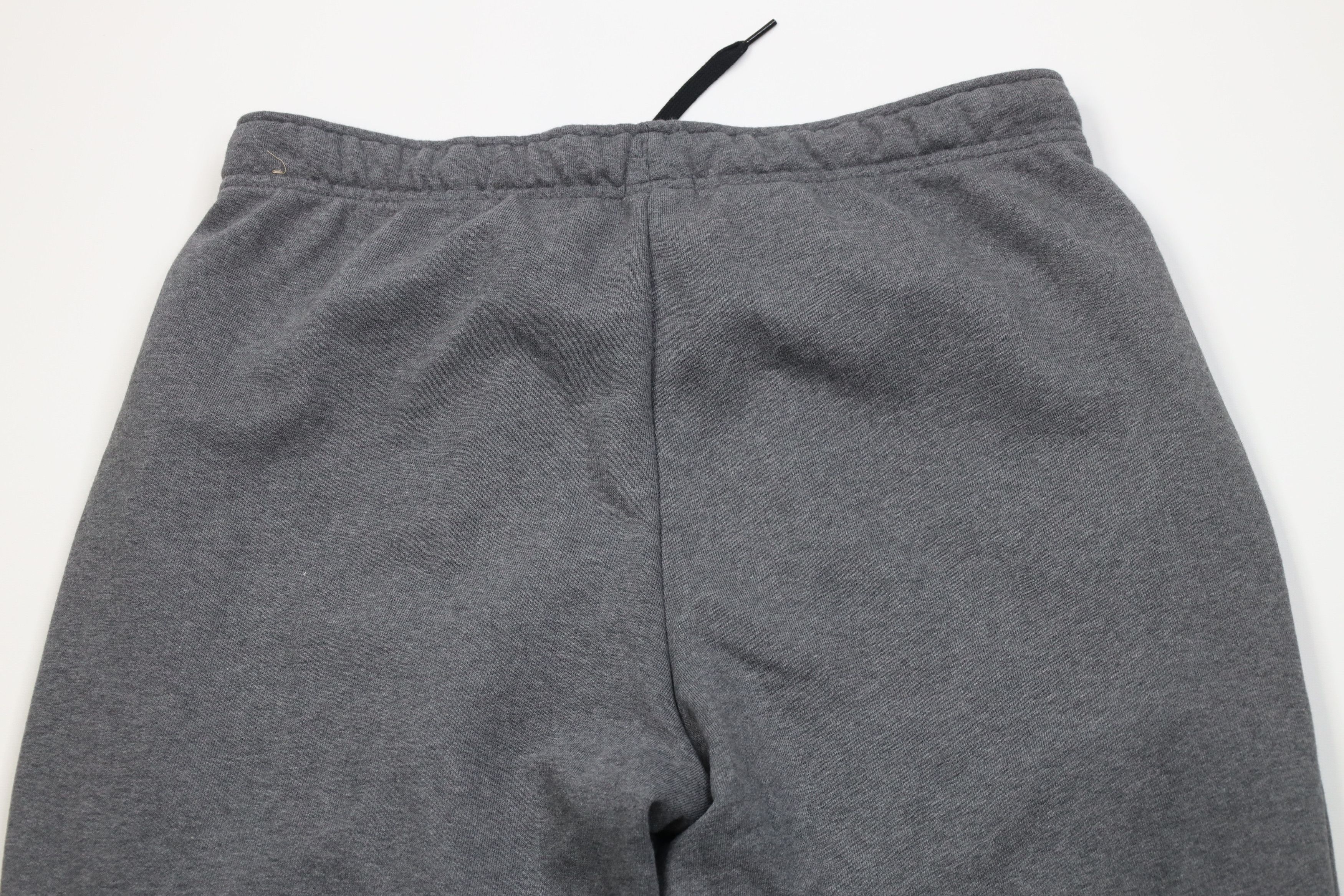 Nike Vintage Y2K Nike Dri-Fit Logo Training Sweatpants Gray Size US 36 / EU 52 - 12 Thumbnail