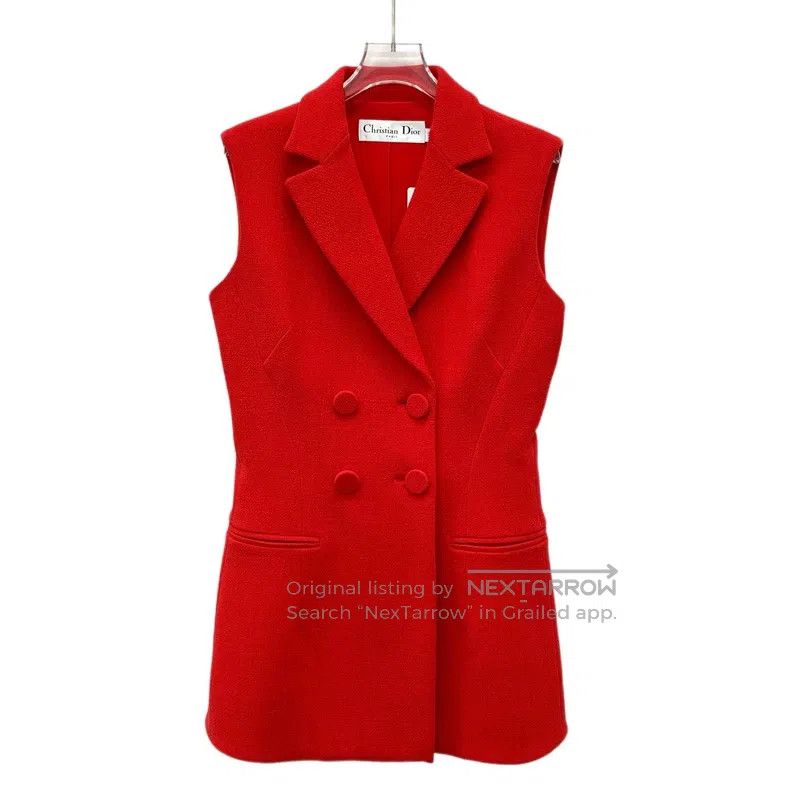 Dior Dior Red wool lapel double-breasted sleeveless vest jacket Size XS / US 0-2 / IT 36-38 - 1 Thumbnail