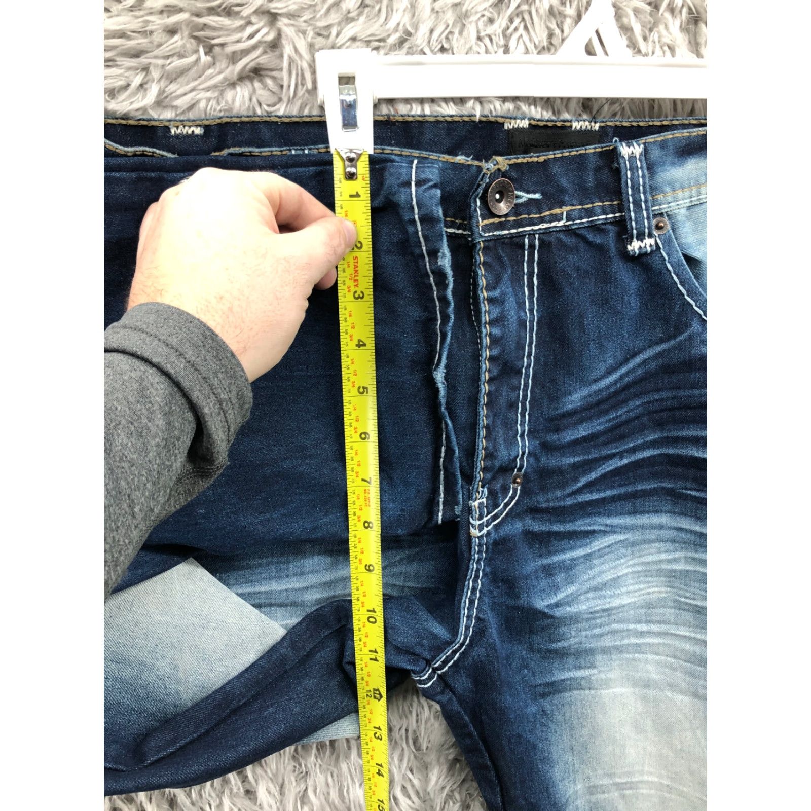 Vintage Black Tag Jeans Mens 36x32 Mid Rise Straight Leg Dark Wash Blue Denim Size US 36 / EU 52 - 4 Thumbnail