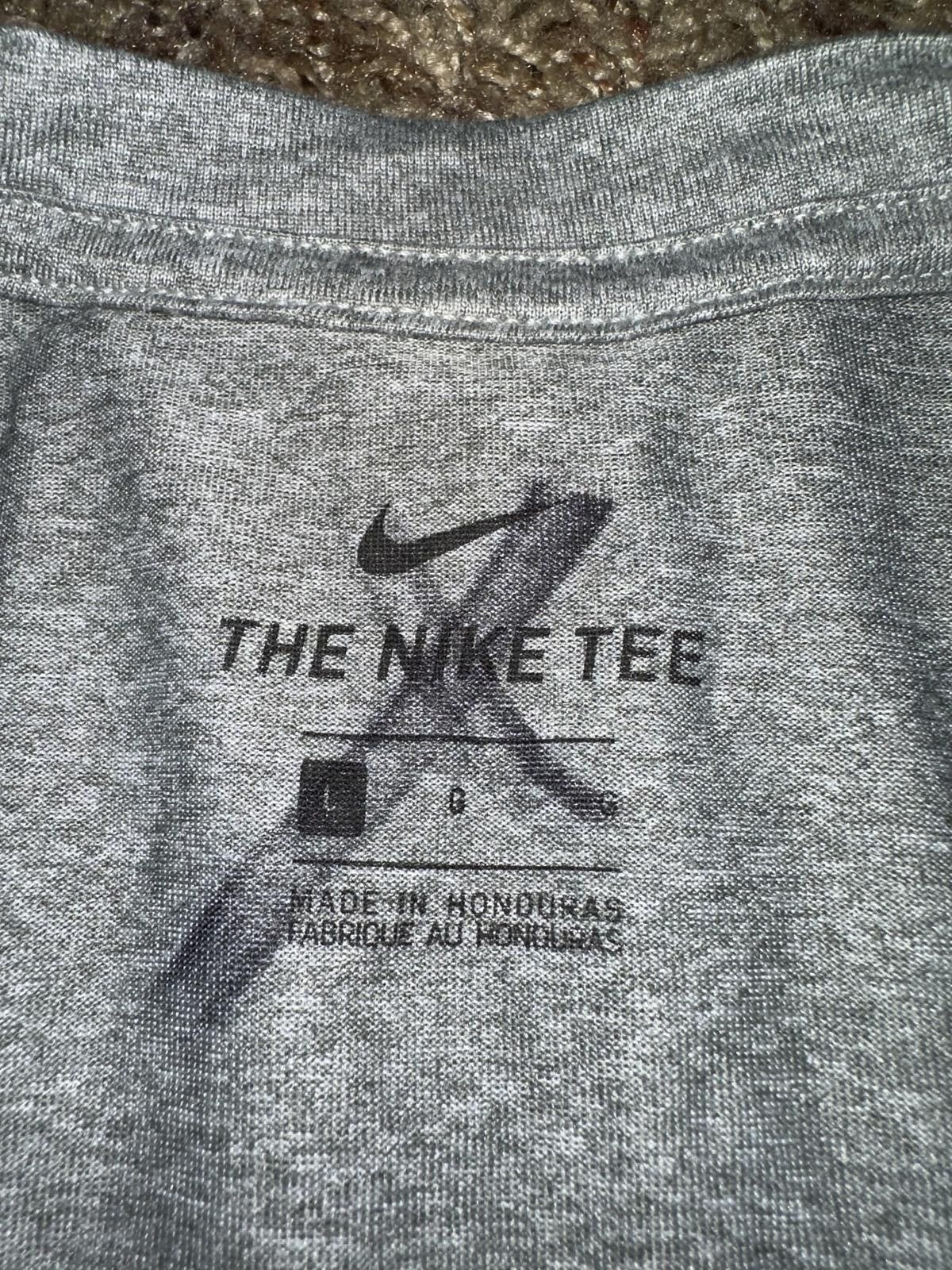 Nike Nike Sportswear Men’s Training Performance Long Sleeve T-Shirt Size US L / EU 52-54 / 3 - 6 Thumbnail