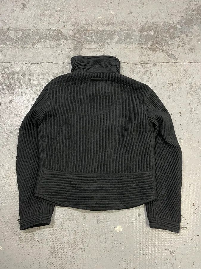 Emporio Armani AW2002 Emporio Armani Pleated Cropped Asymmetrical Black Jacket Size US S / EU 44-46 / 1 - 7 Thumbnail