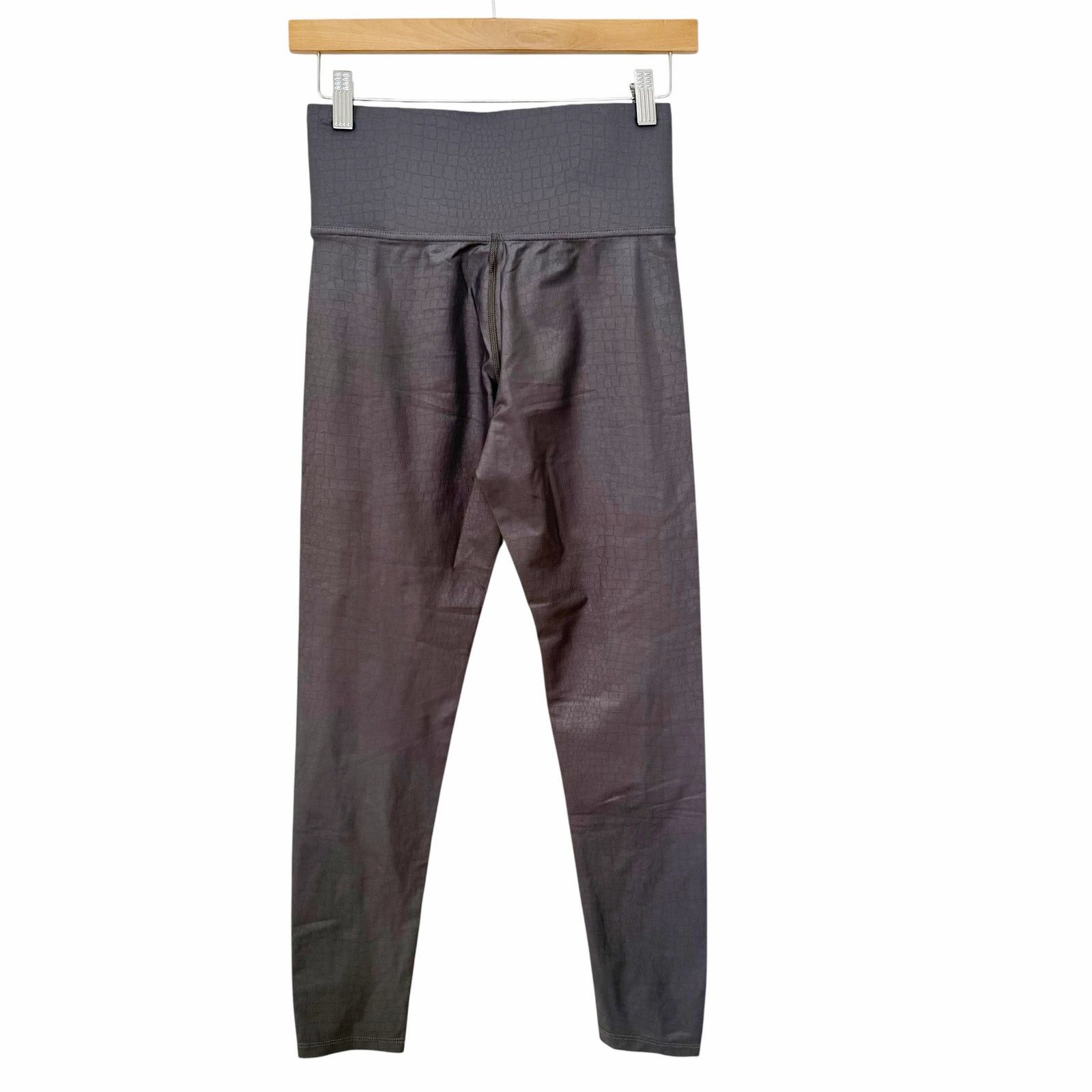 Other Carbon38 Gray Alligator Printed Leggings Sz S Size 27" / US 4 / IT 40 - 4 Thumbnail