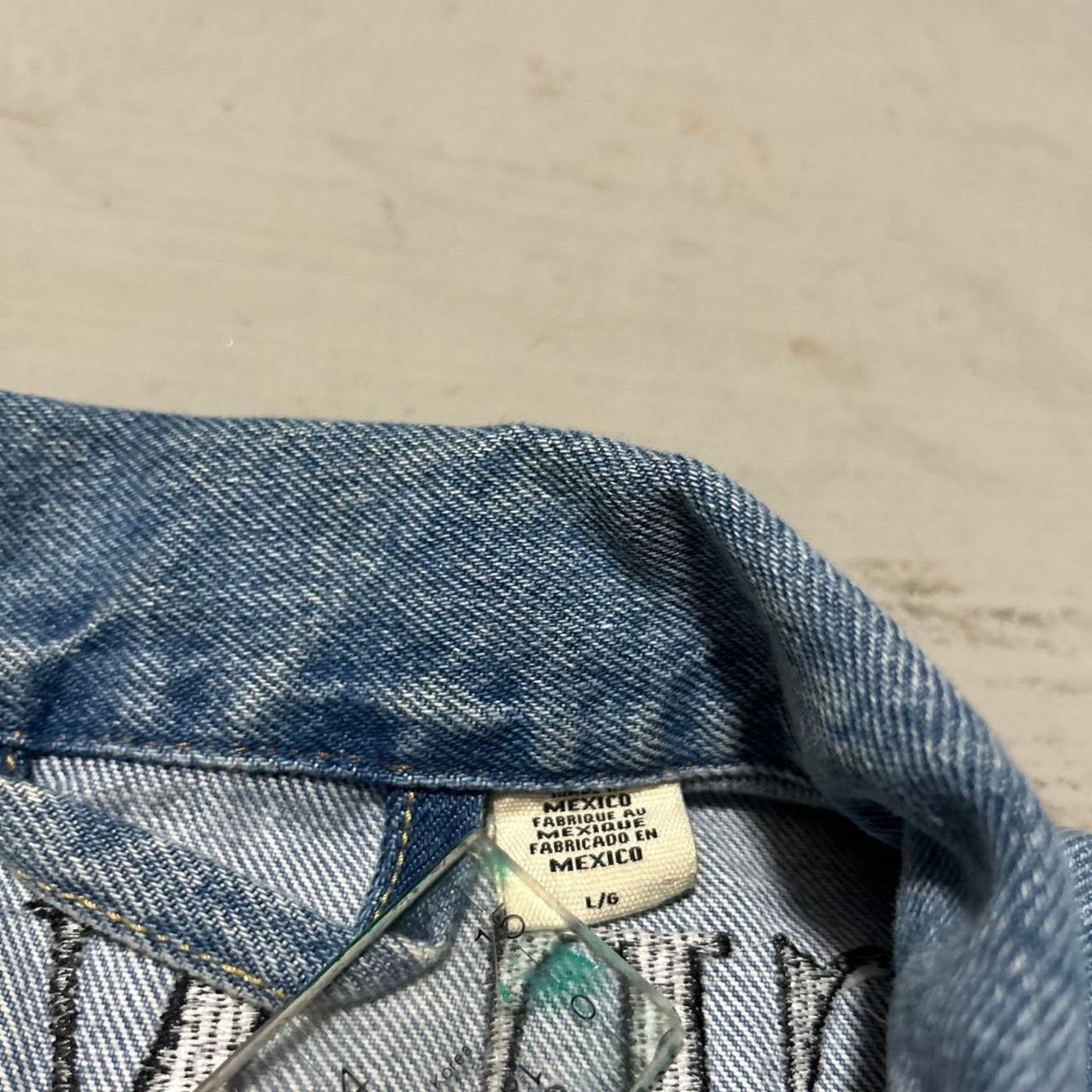 Levi's Levi's Rainbow Gay Pride Denim Trucker Jacket Use Your Voice Size US L / EU 52-54 / 3 - 6 Thumbnail