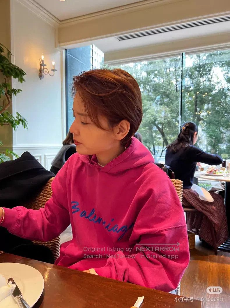 Balenciaga Balenciaga Fuchsia Sweatshirt Size US S / EU 44-46 / 1 - 3 Thumbnail
