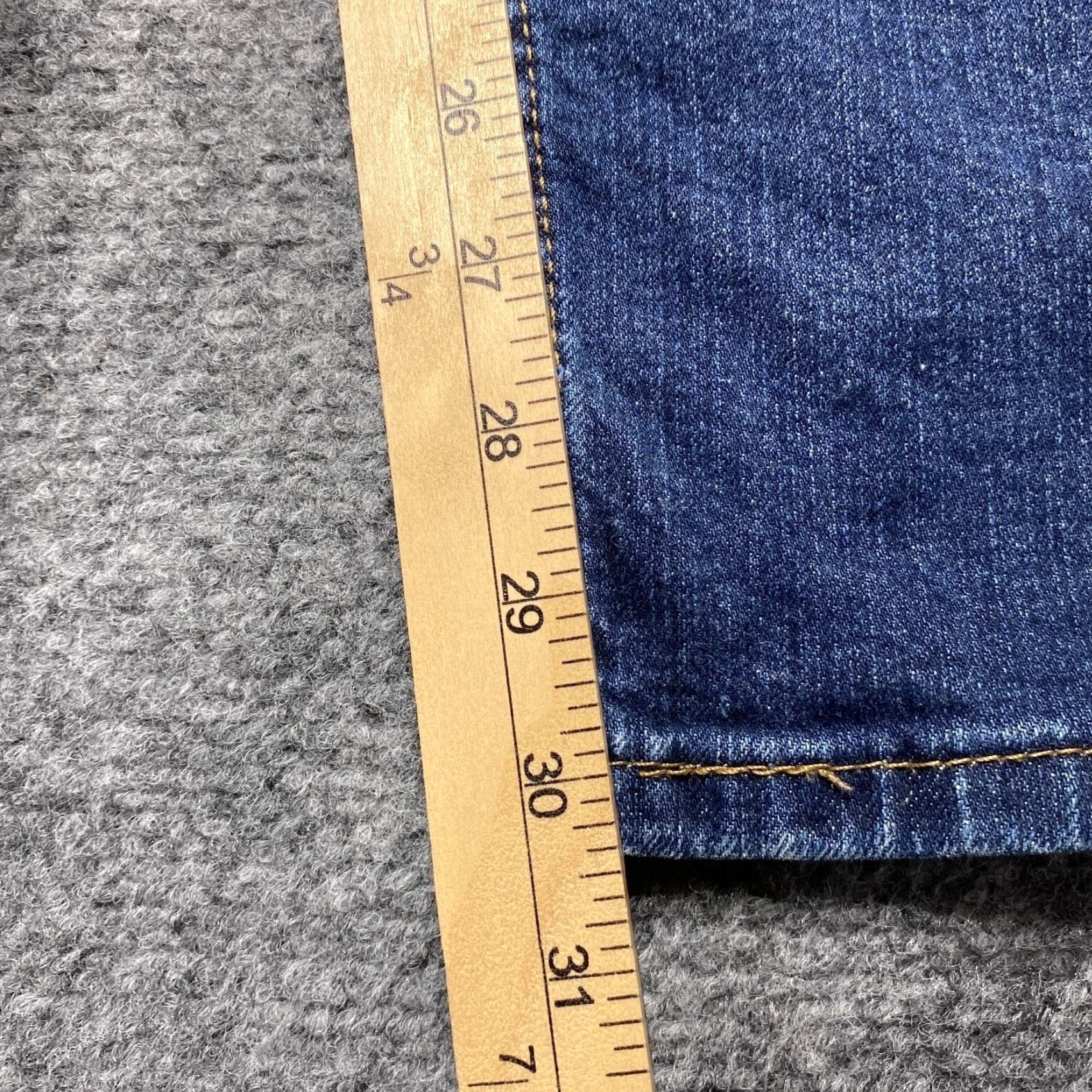 Levi's Levi's Jeans Mens 42x30 Blue Straight Leg Stretch Denim Medium Wash Regular Rise 5-Pocket Western, Workwear, Everyday Mens Size US 42 / EU 58 - 5 Thumbnail
